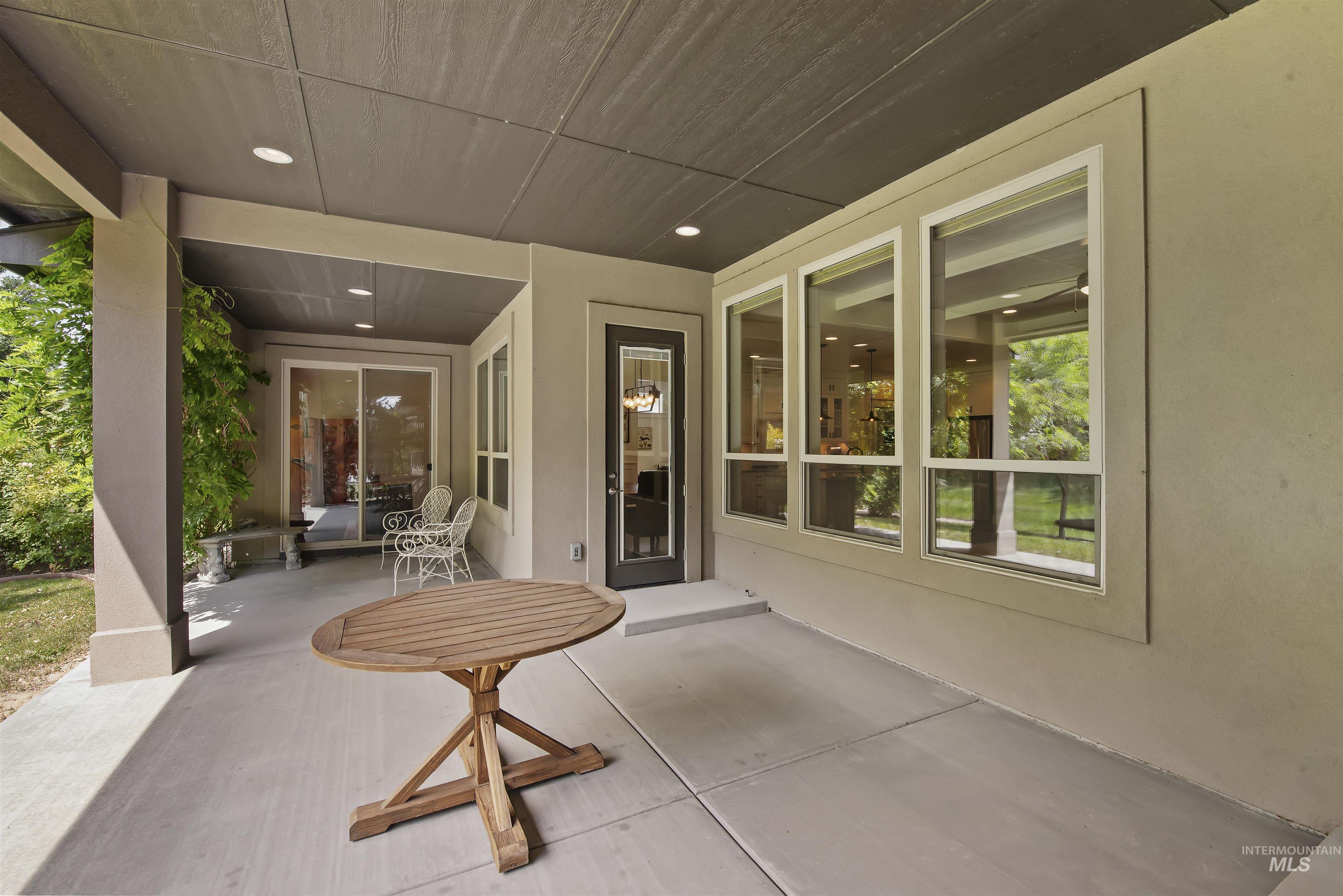 1833 N Monterossa Way Property Photo 23