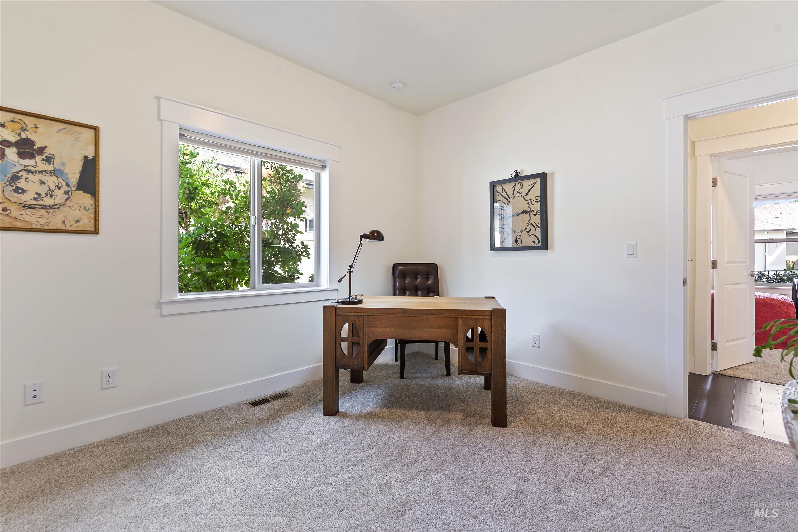 1833 N Monterossa Way Property Photo 28