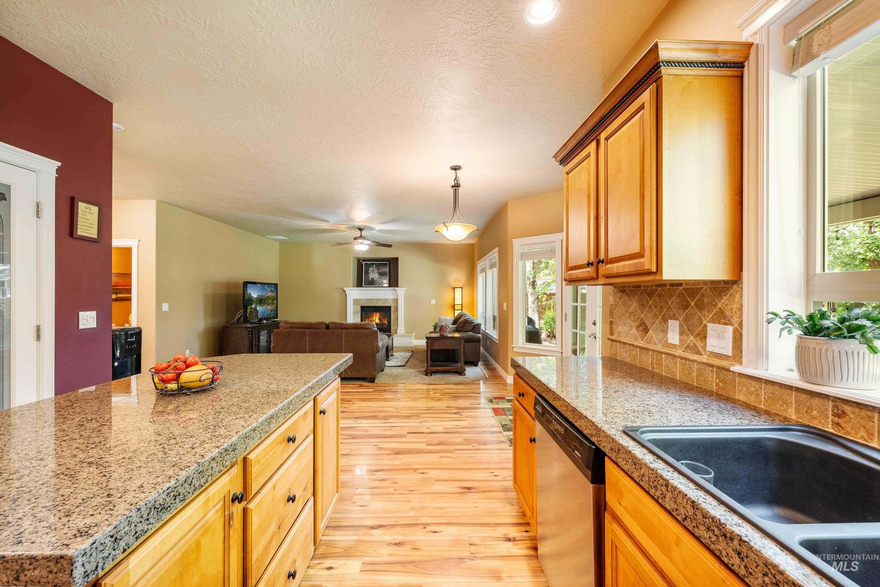 2336 E Summer Dawn Dr Property Photo 18