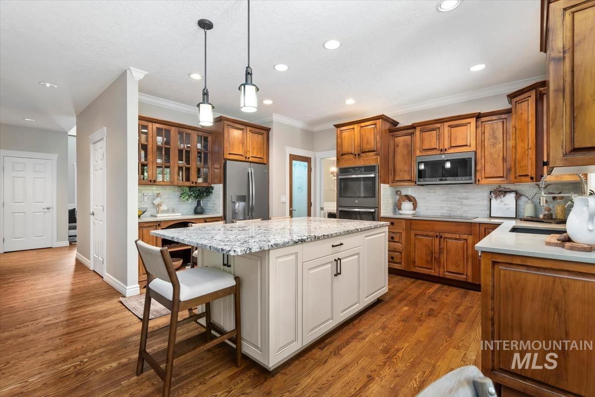 2633 S Swallowtail Lane Property Photo 12