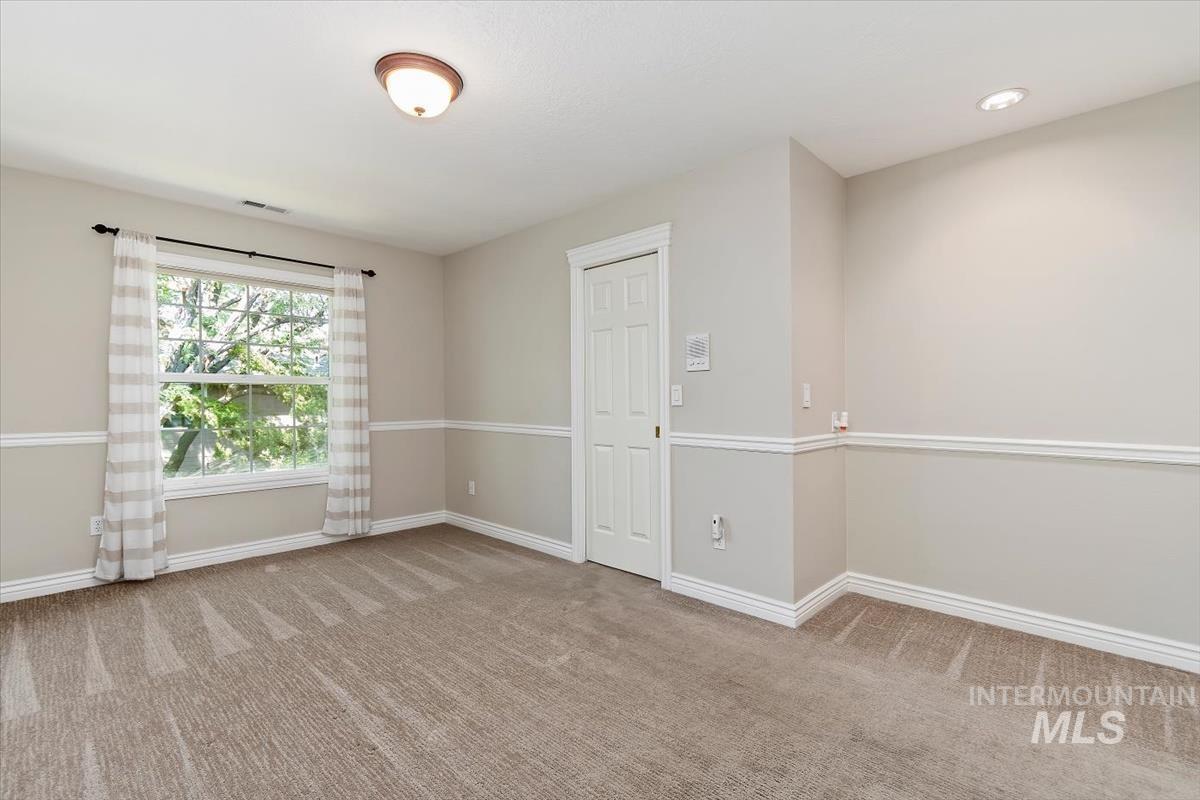 2633 S Swallowtail Lane Property Photo 32