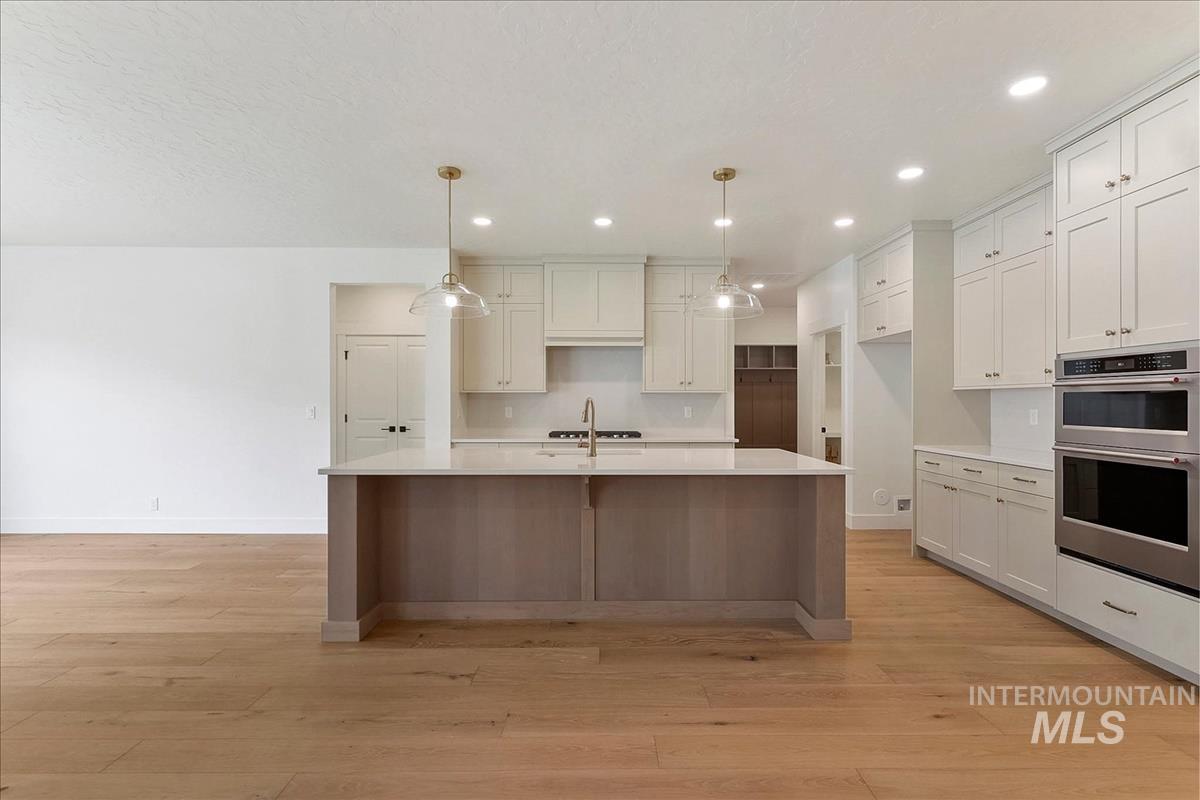 7357 Powell Place Property Photo 11