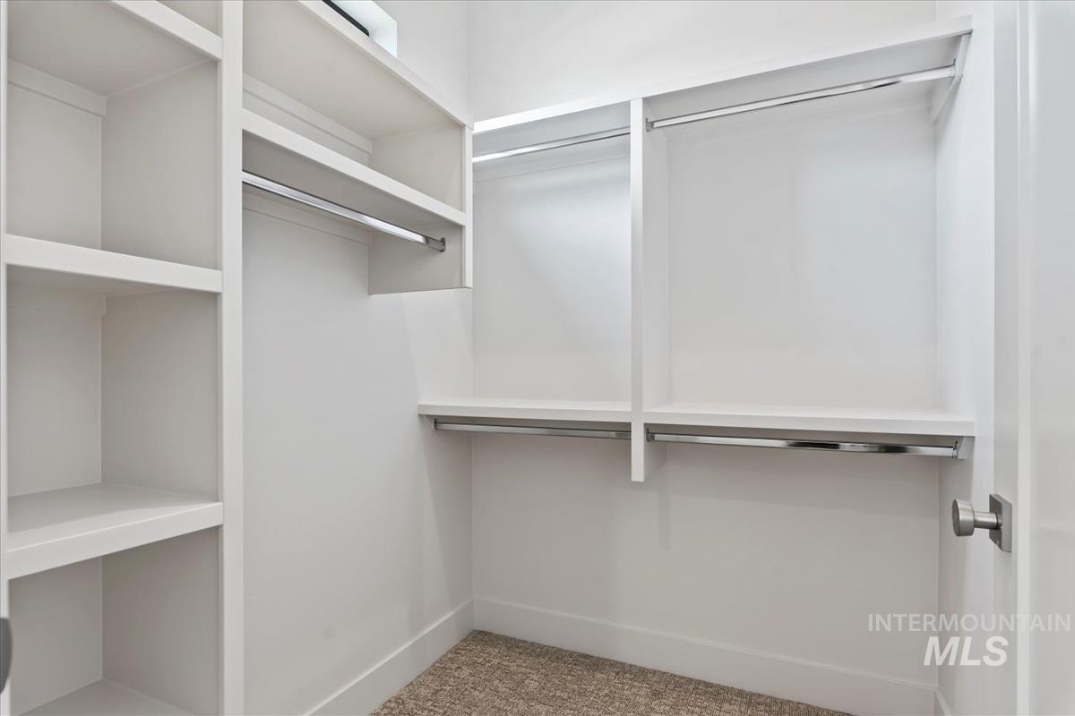 2134 N Buhrstone Ave Property Photo 24