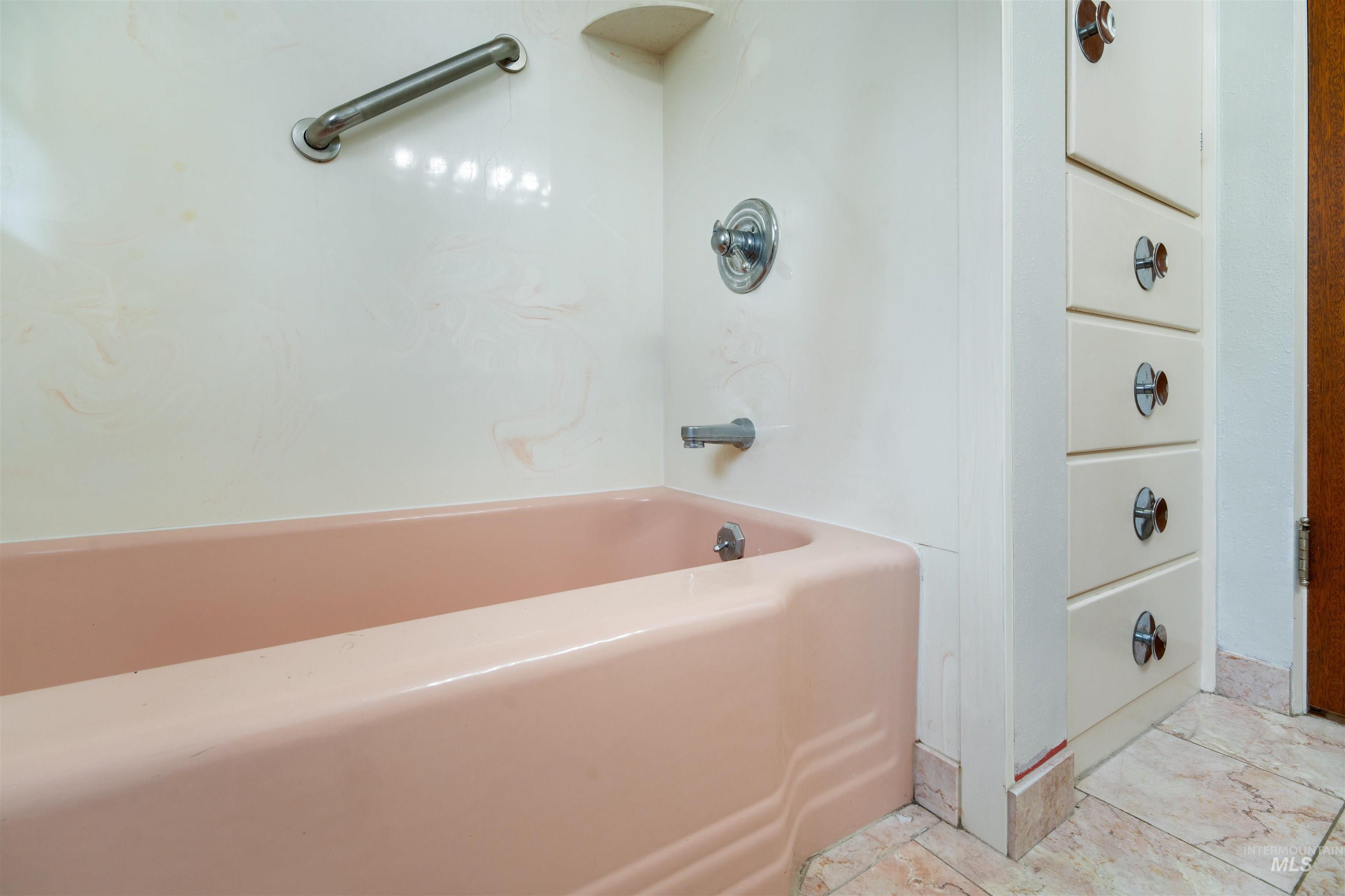 1427 18th Avenue Property Photo 13