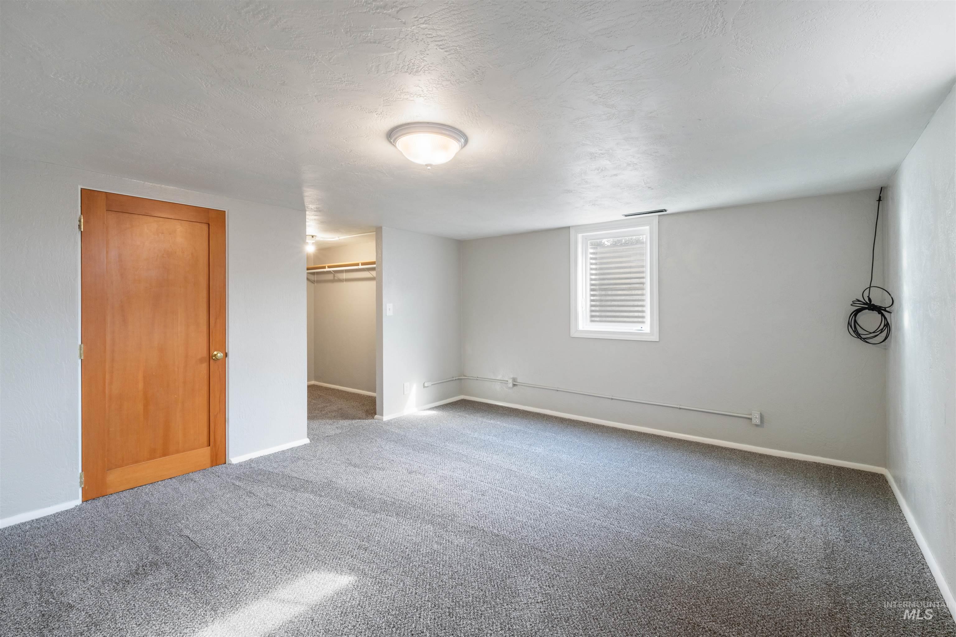 1427 18th Avenue Property Photo 16