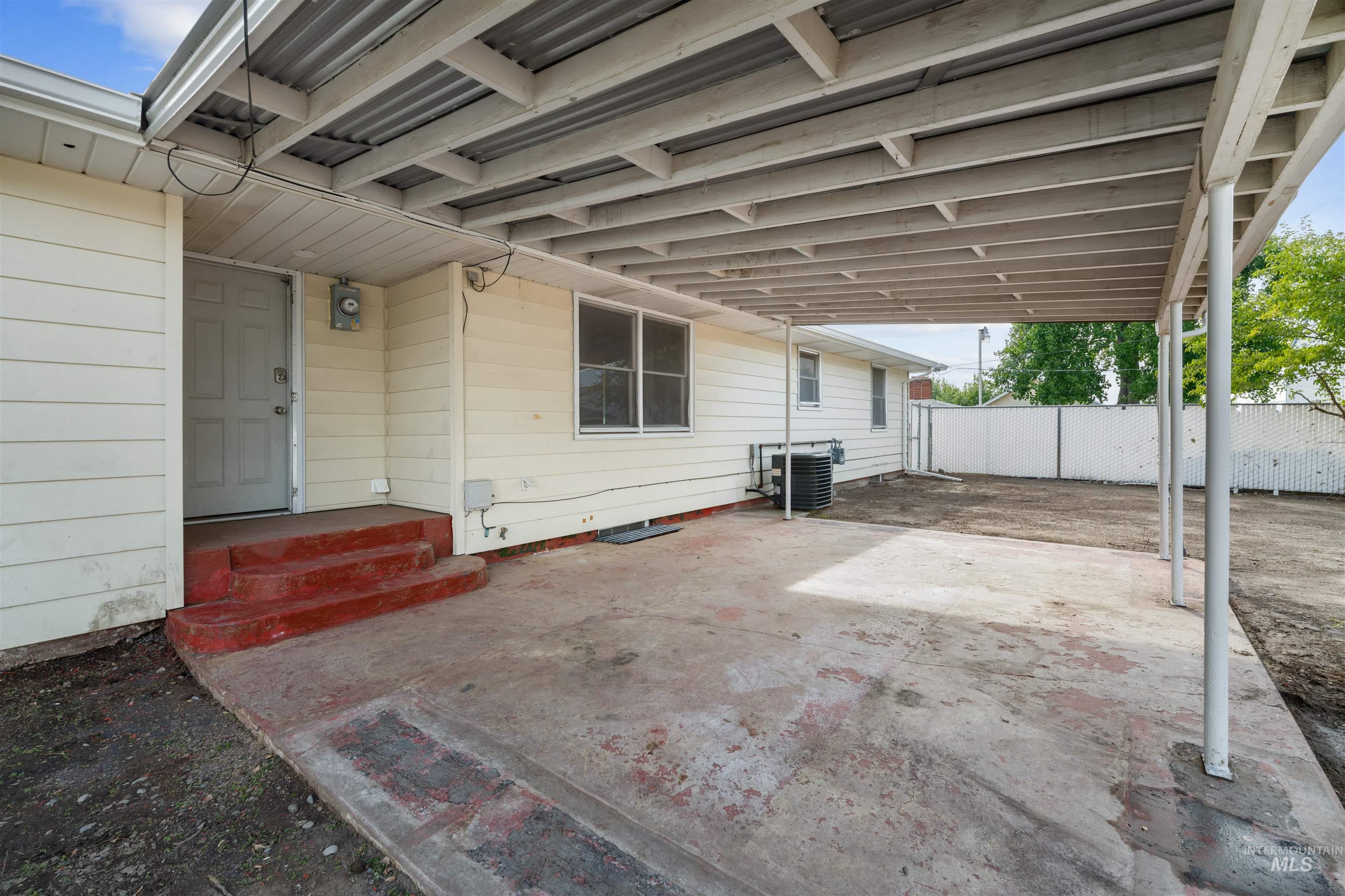 1427 18th Avenue Property Photo 26