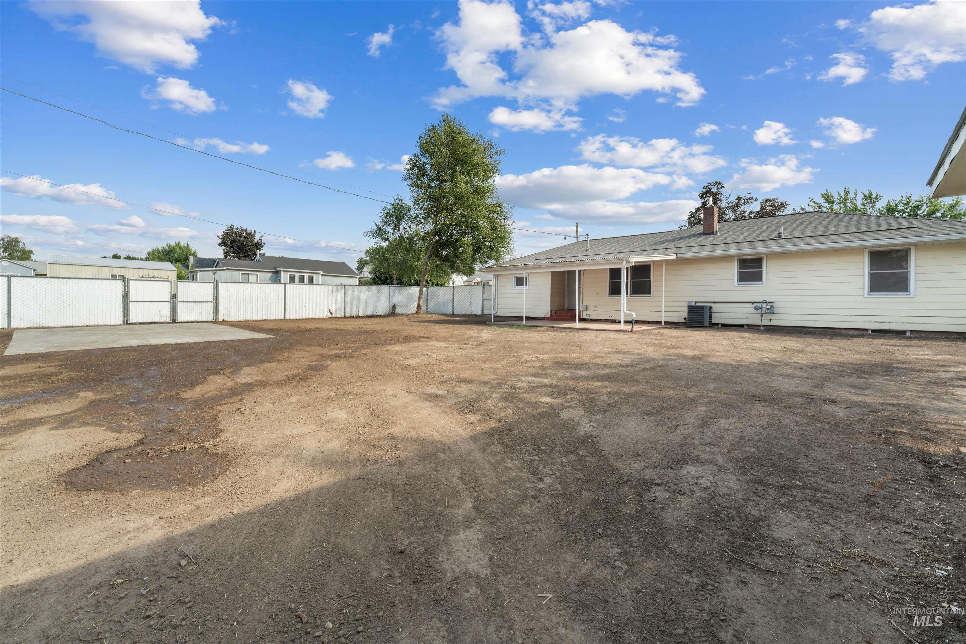 1427 18th Avenue Property Photo 27