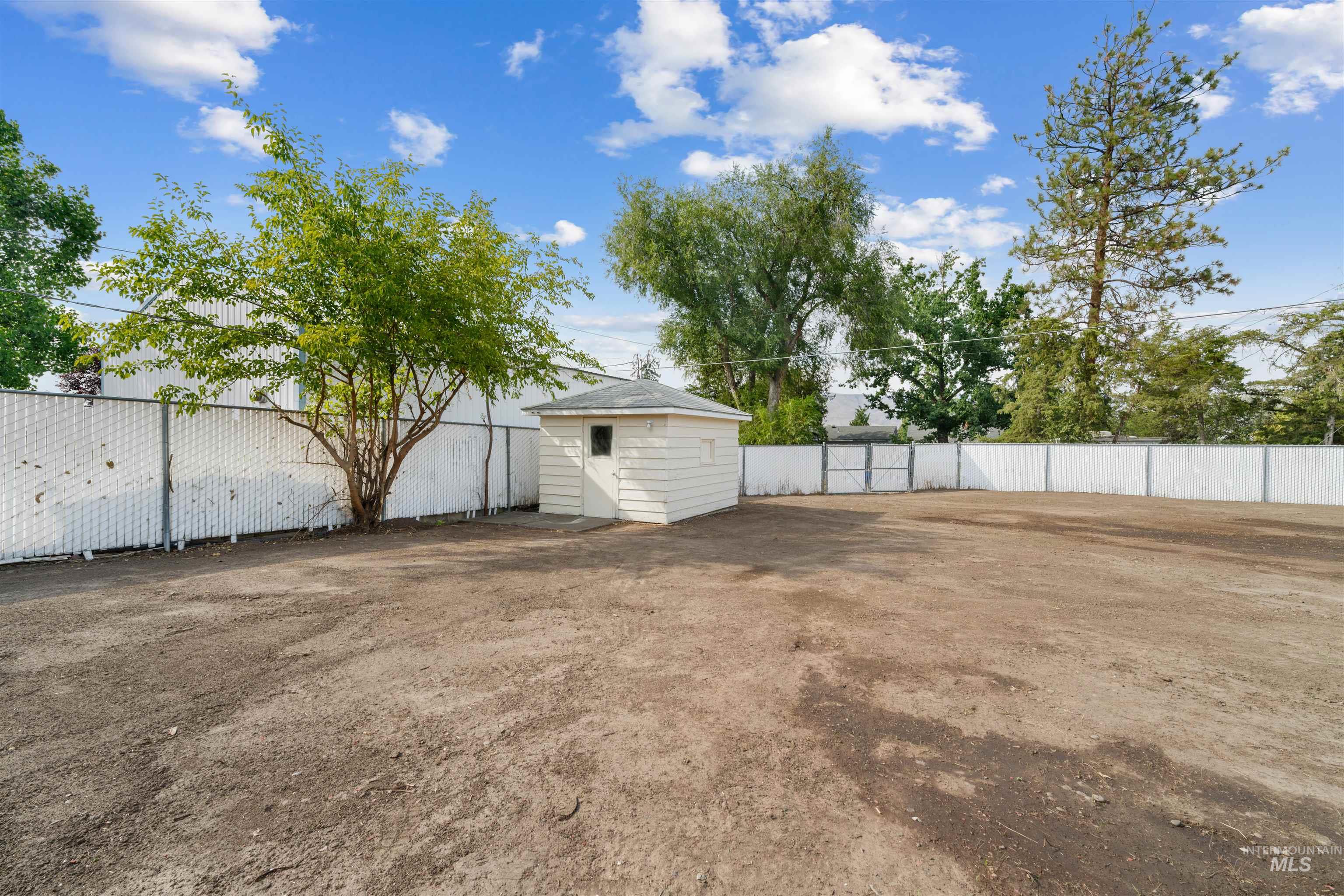 1427 18th Avenue Property Photo 30