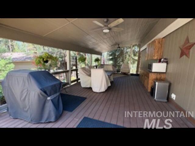 9 Shadow Lane Property Photo 5