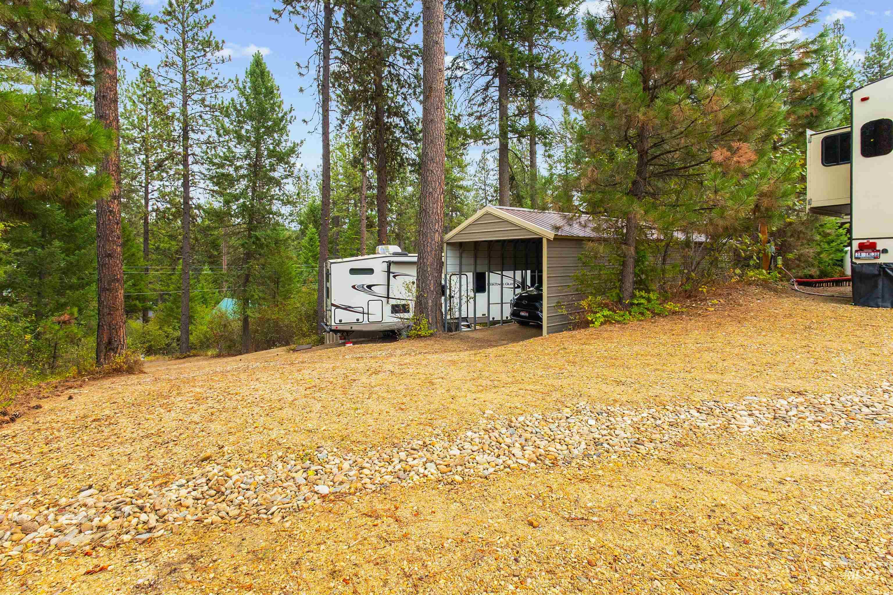9 Shadow Lane Property Photo 5