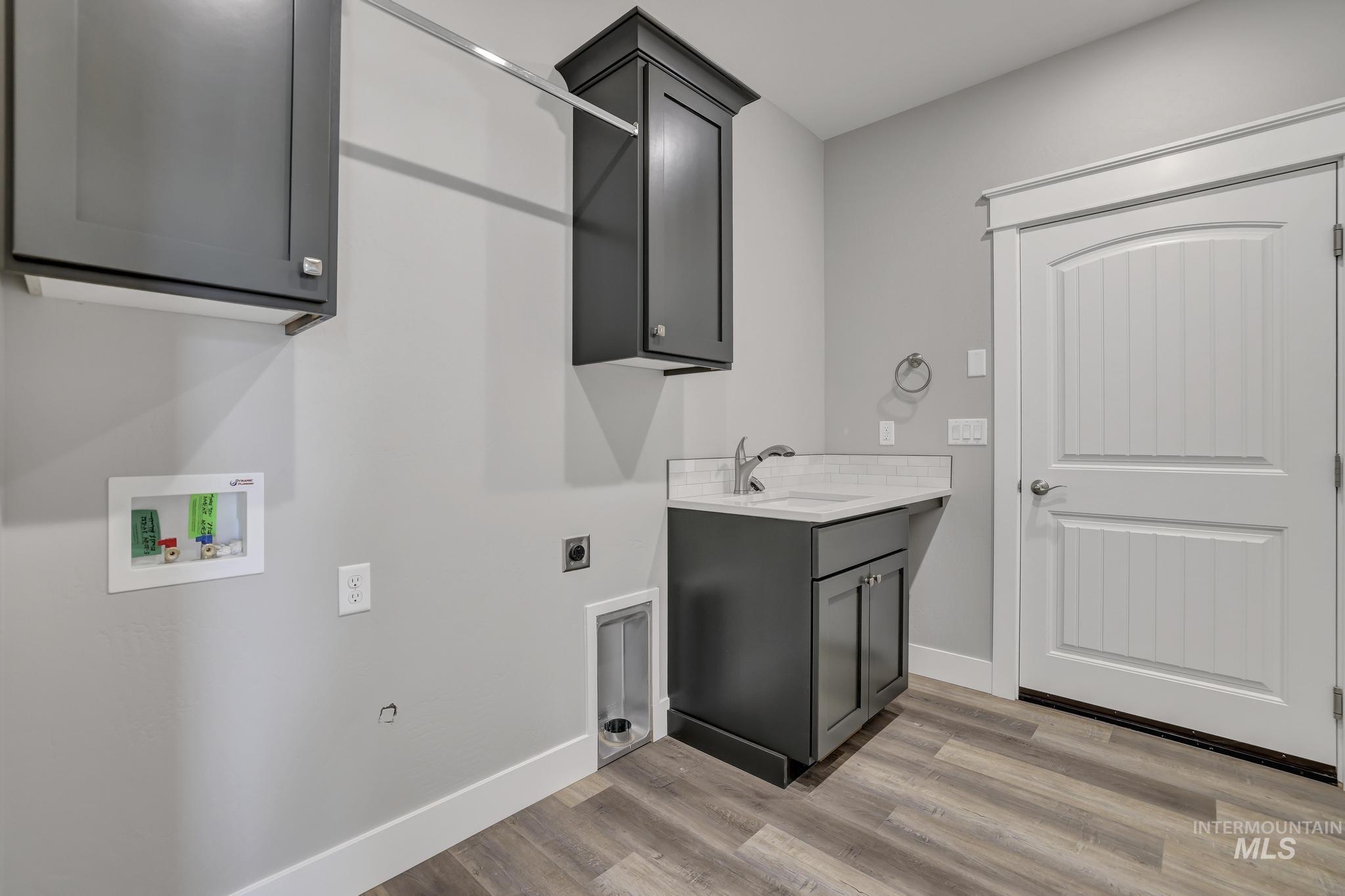 231a Waucanza Street Property Photo 6