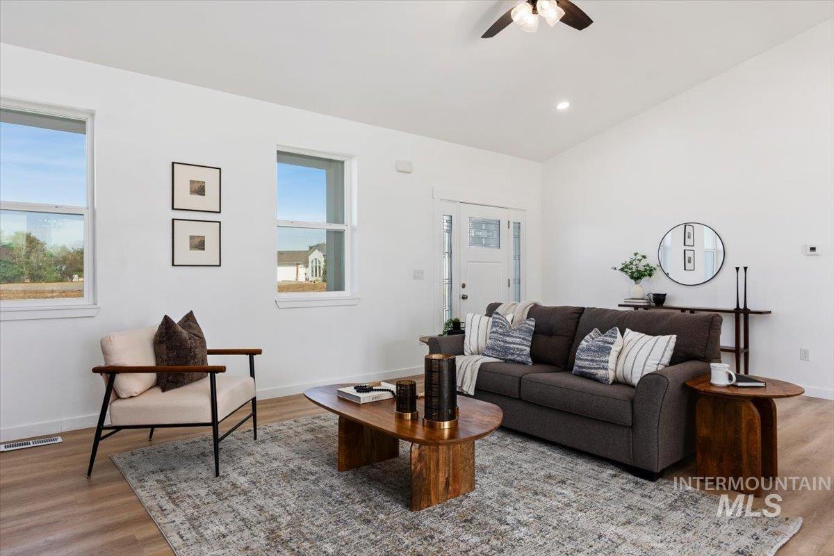 45 Sunset Loop Property Photo 6
