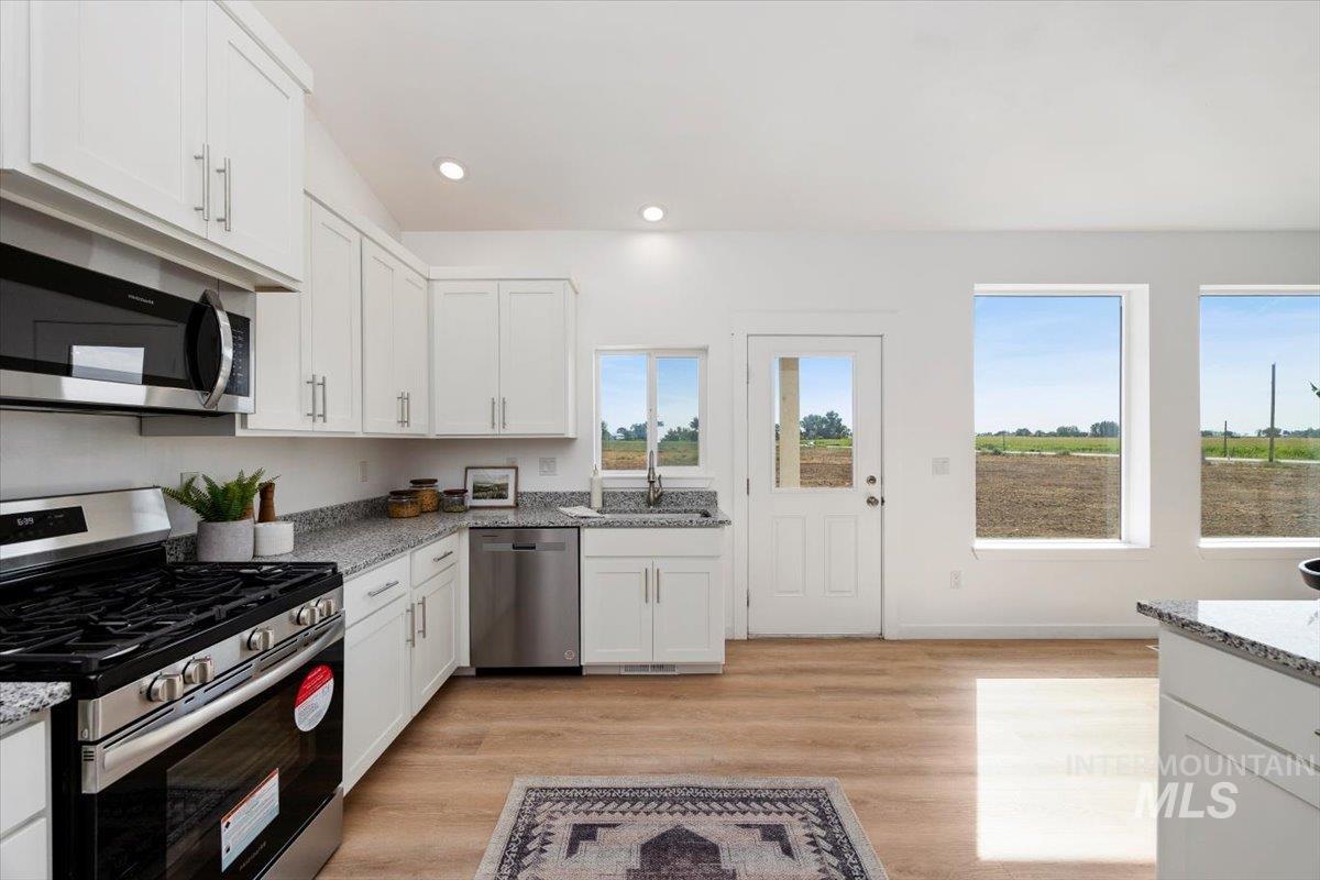 45 Sunset Loop Property Photo 16