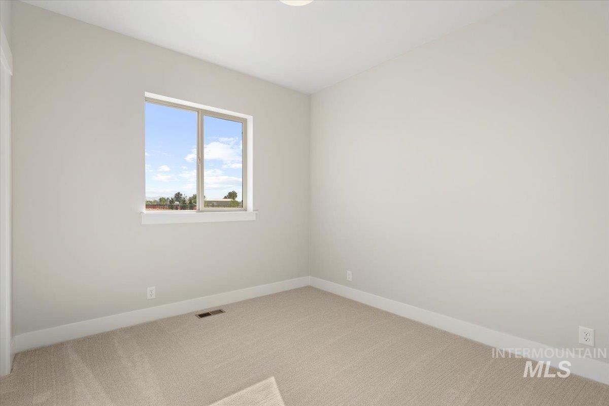 6999 W Tolland St Property Photo 30