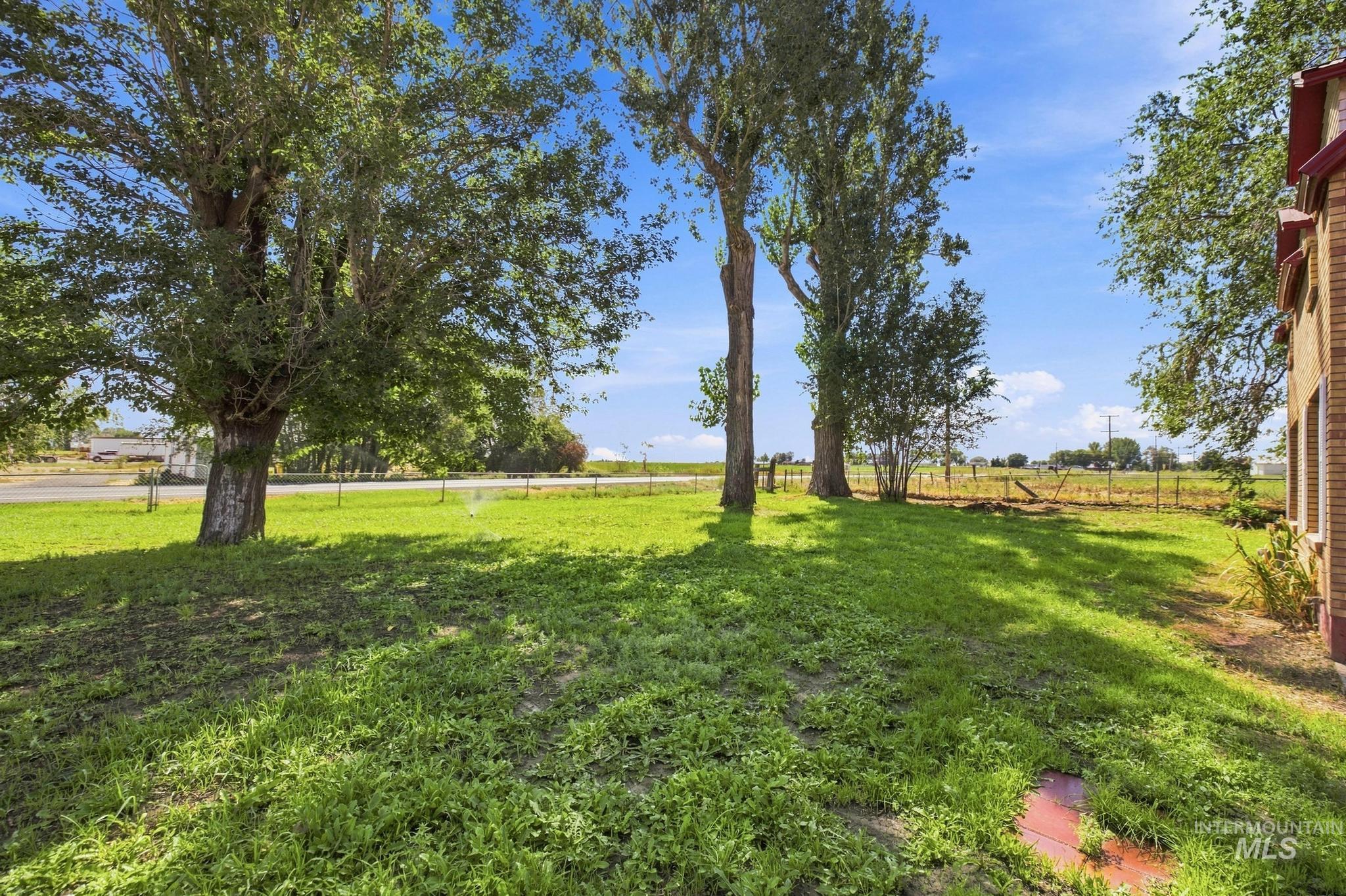 4225 N Clear Lakes Rd Property Photo 44
