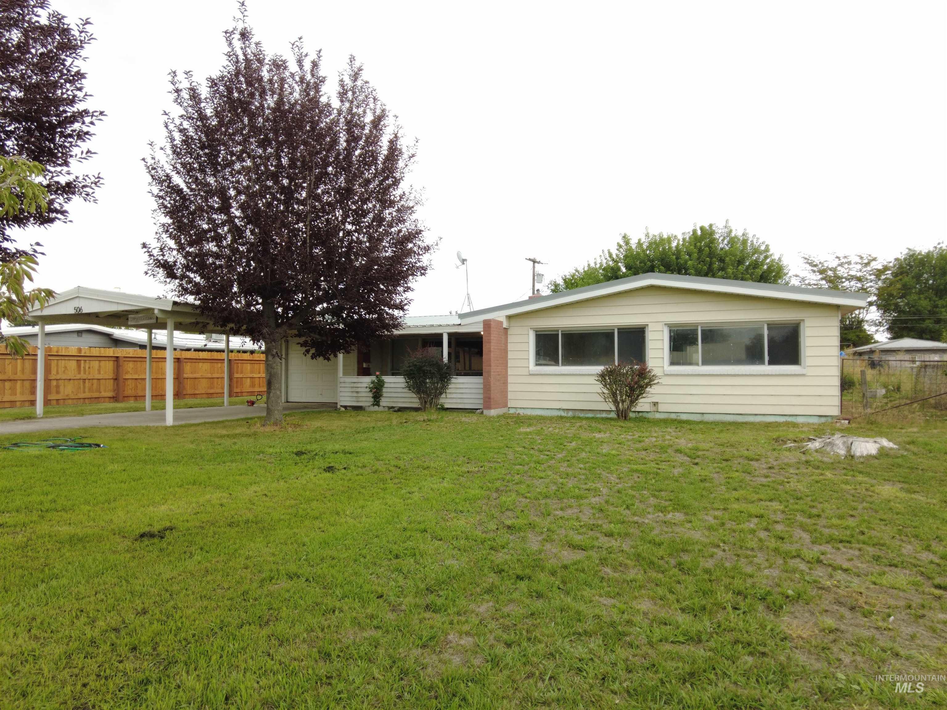 506 Freeman Way Property Photo 3