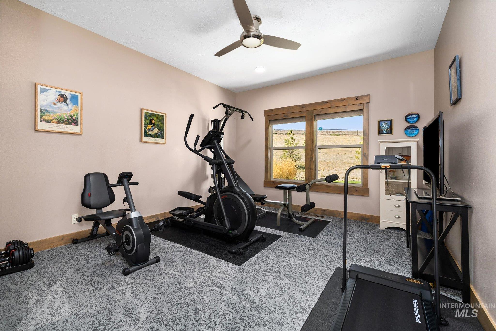 3902 Vista Ridge Ln Property Photo 25