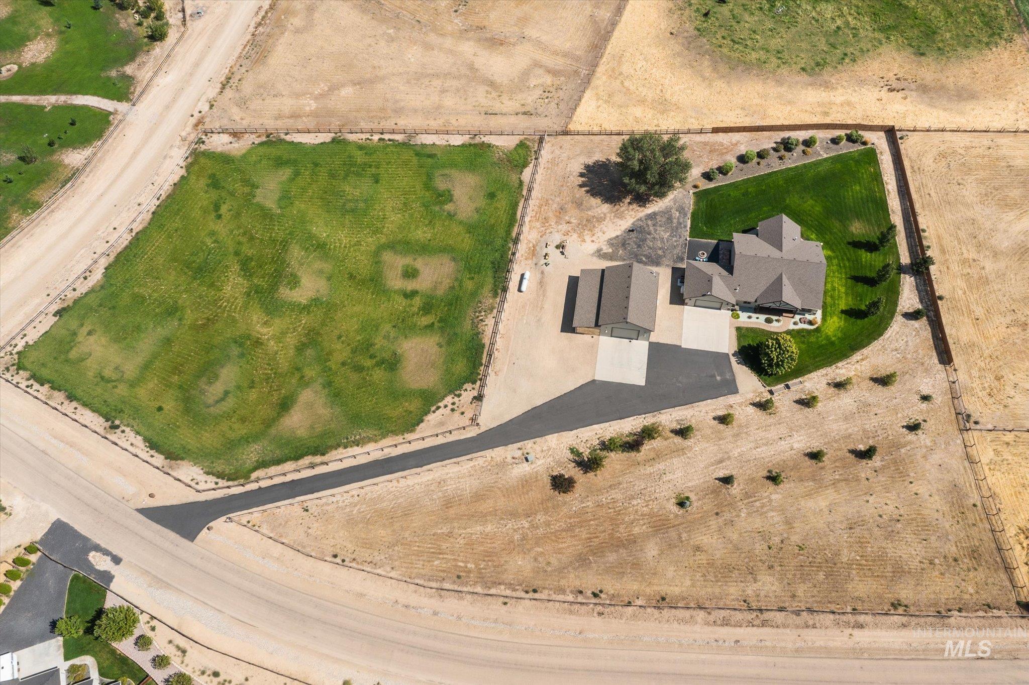 3902 Vista Ridge Ln Property Photo 40