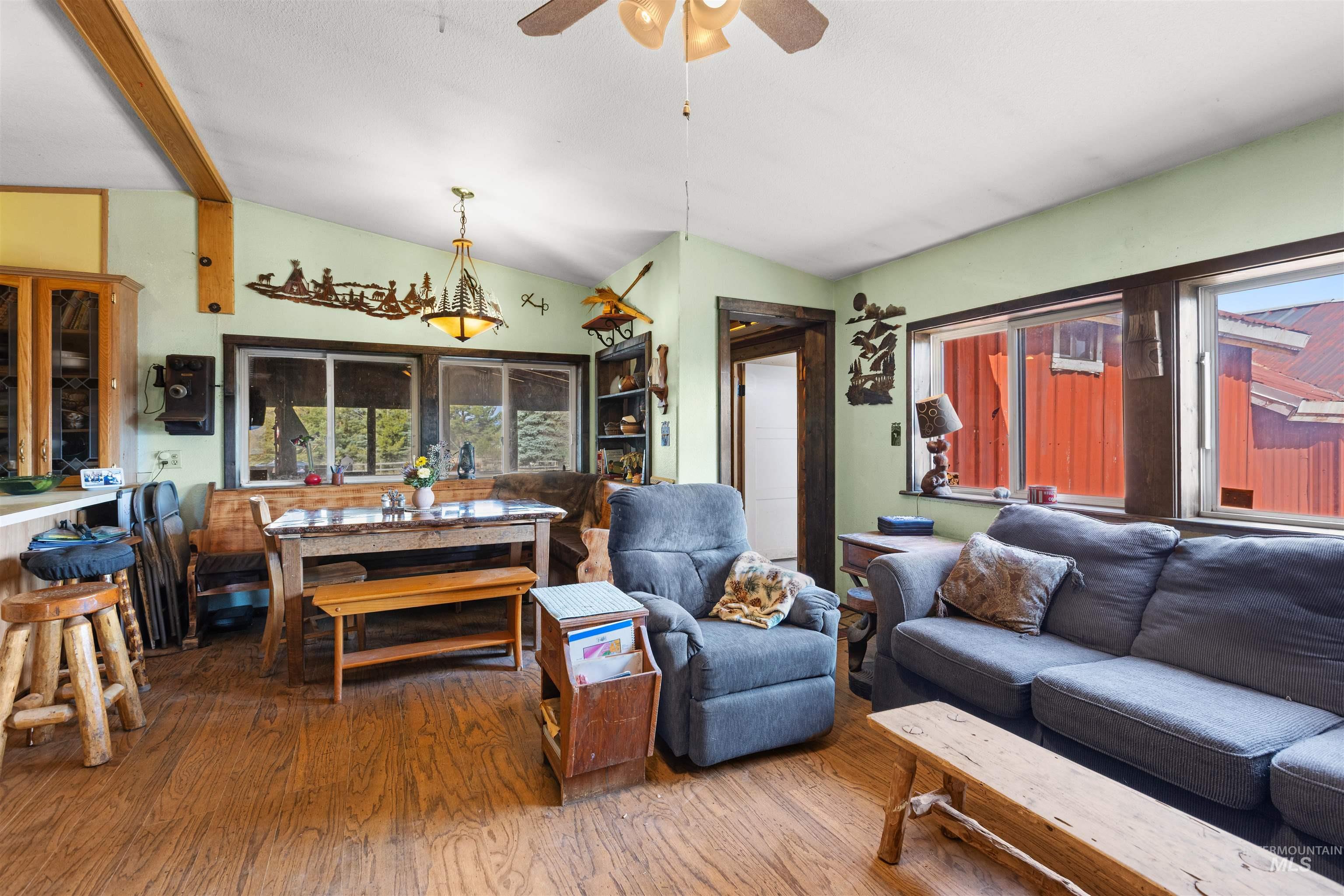 37 Pine Cone Lane Property Photo 10