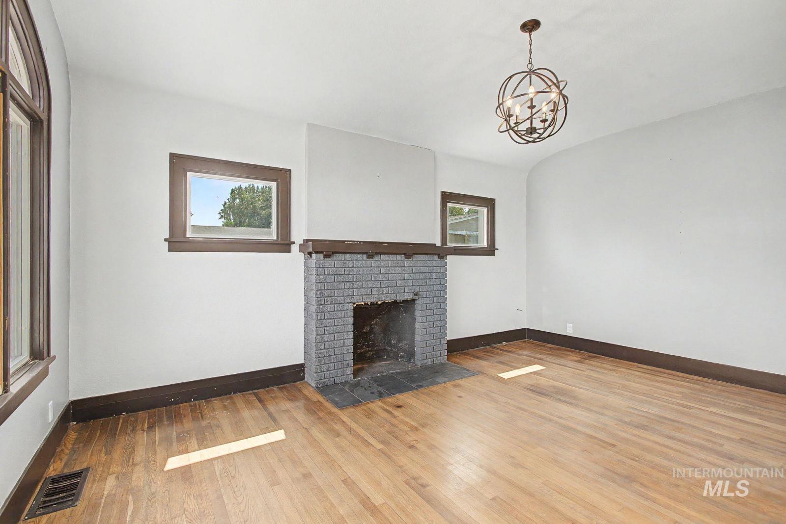 1202 9th Street Property Photo 8