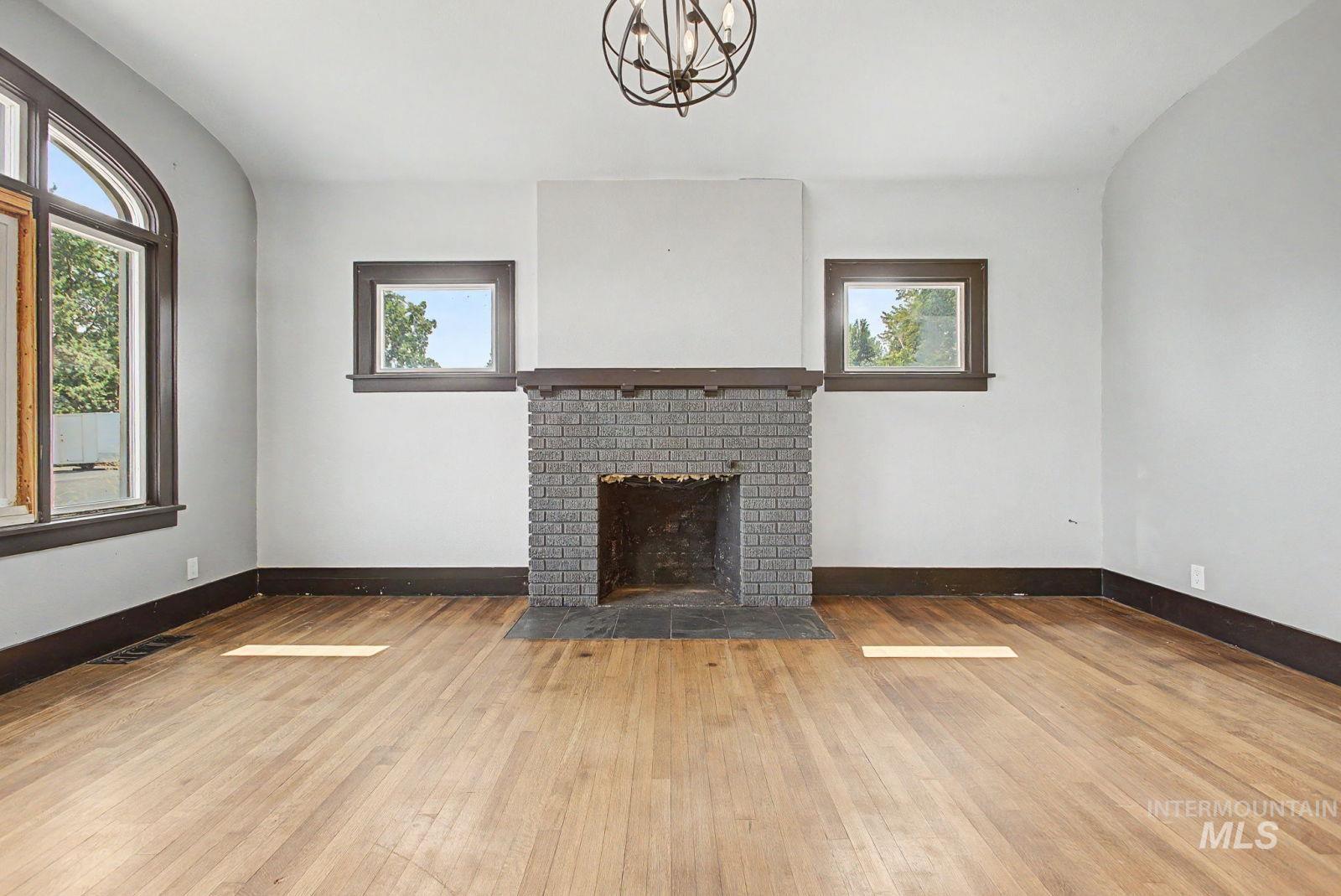 1202 9th Street Property Photo 9