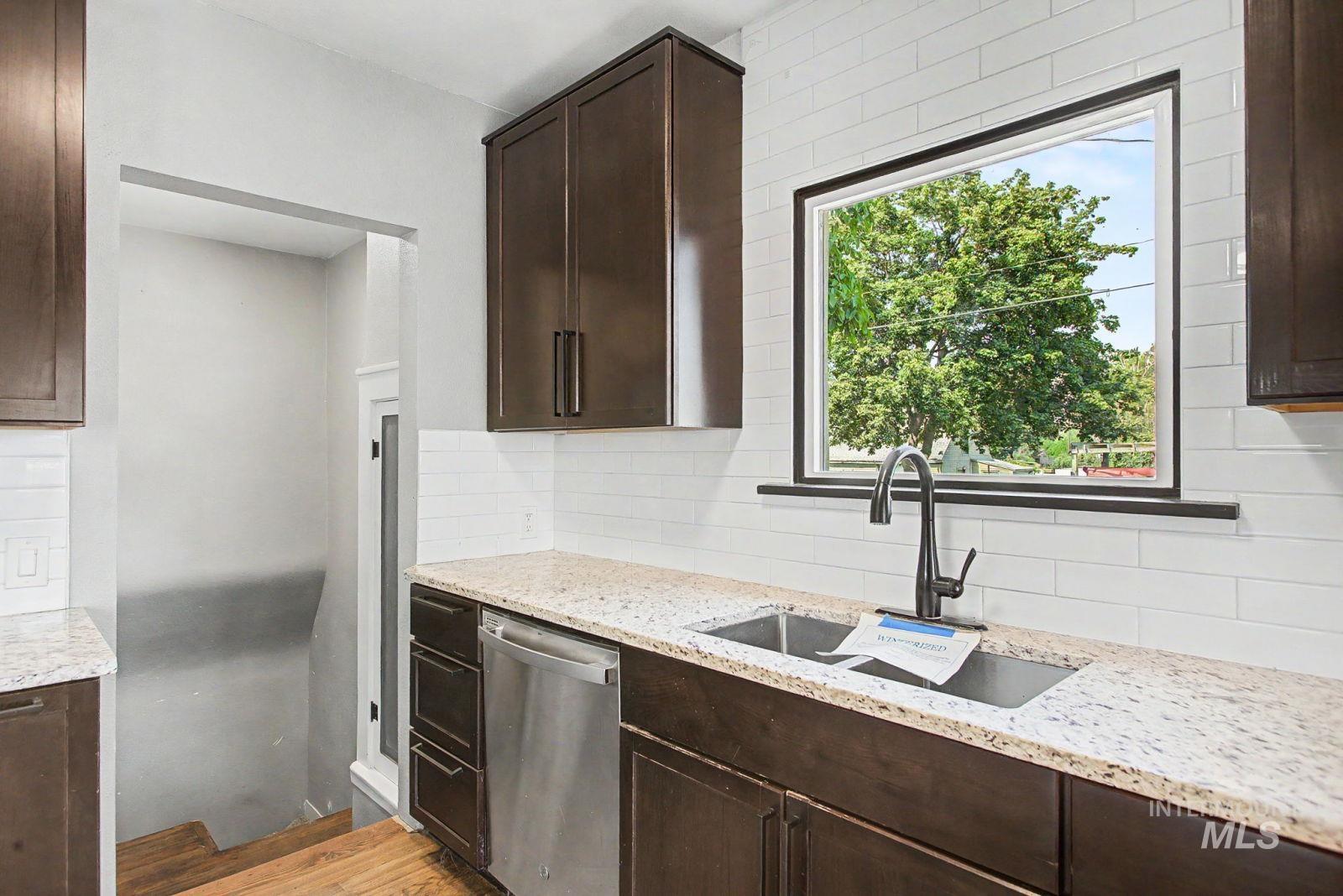 1202 9th Street Property Photo 15