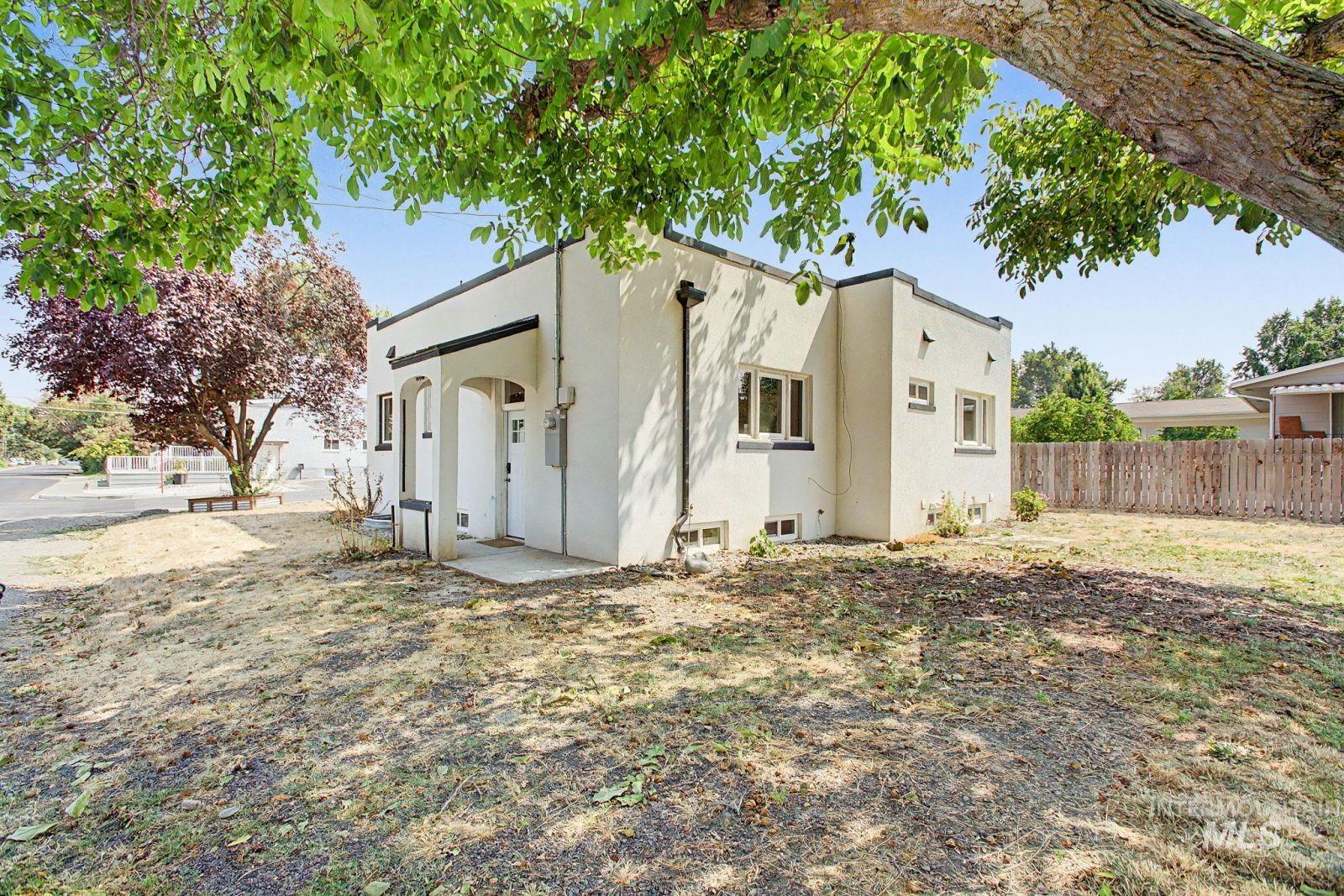 1202 9th Street Property Photo 44
