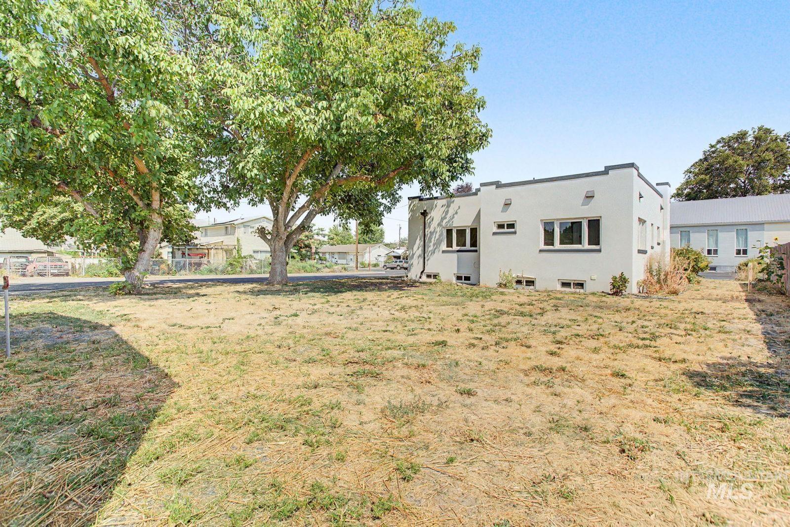 1202 9th Street Property Photo 47