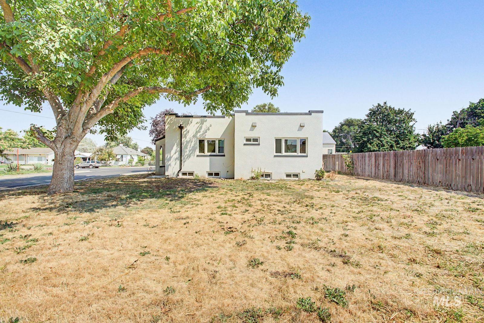 1202 9th Street Property Photo 48