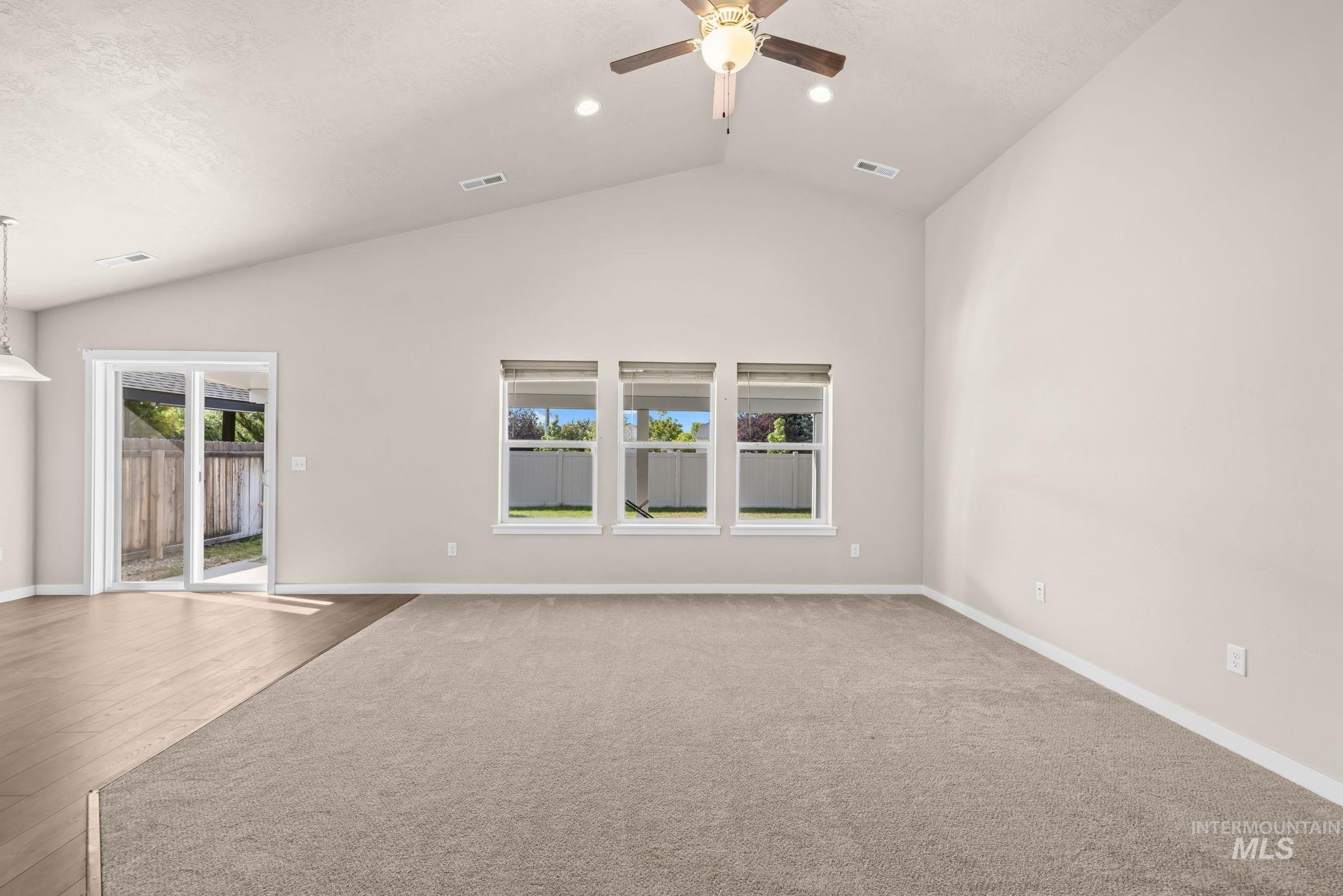 1723 W Lava Ave Property Photo 18