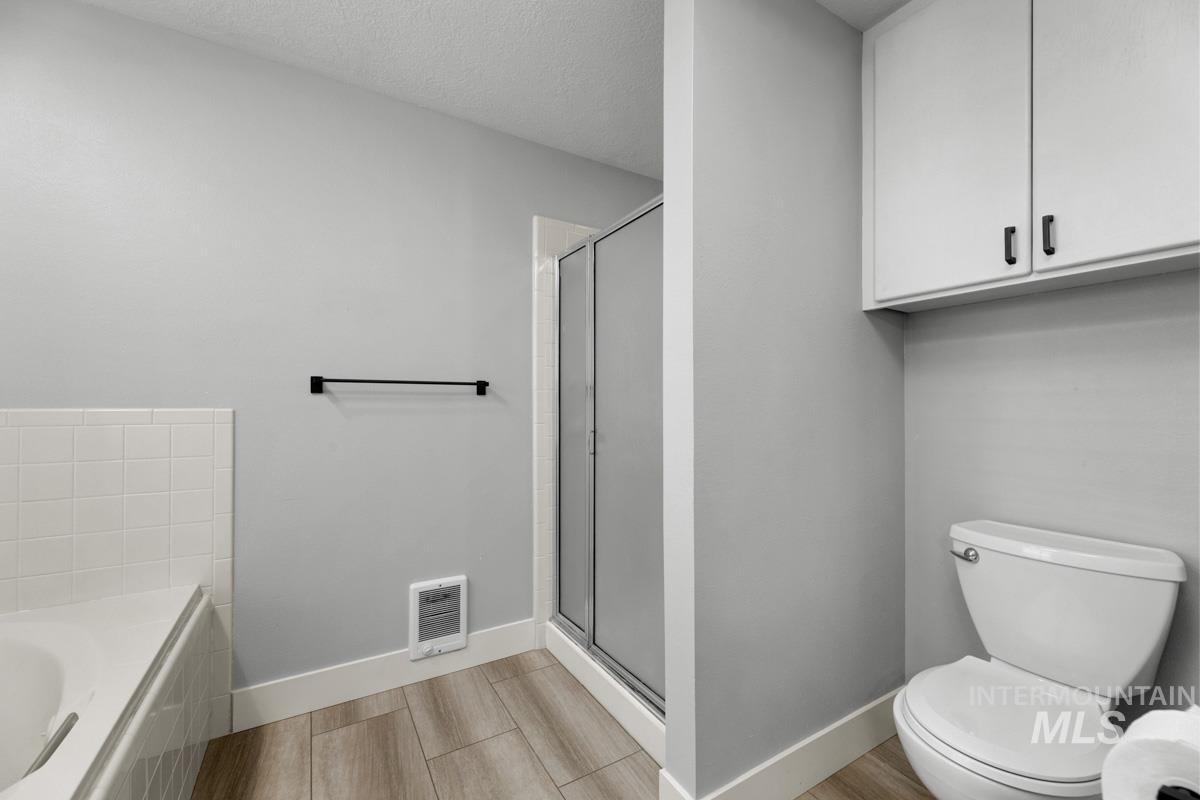 3605 S Crosspoint Avenue Property Photo 12