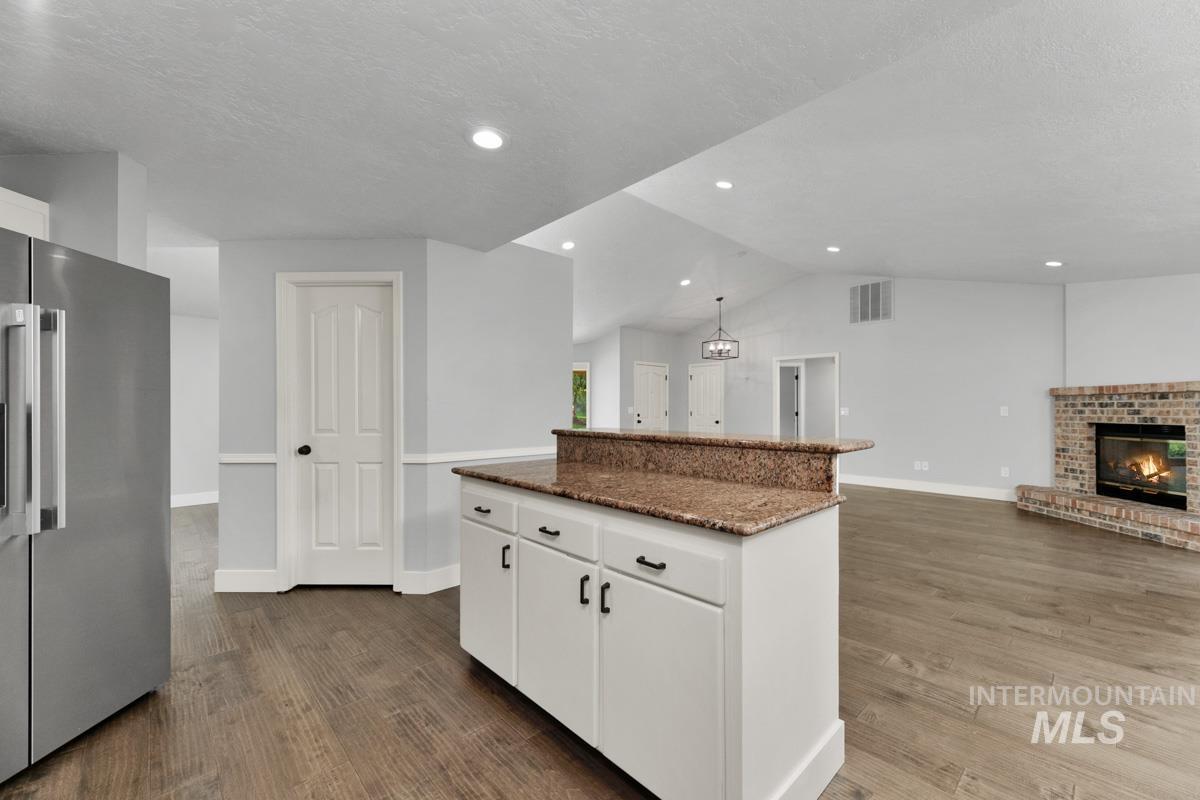3605 S Crosspoint Avenue Property Photo 26