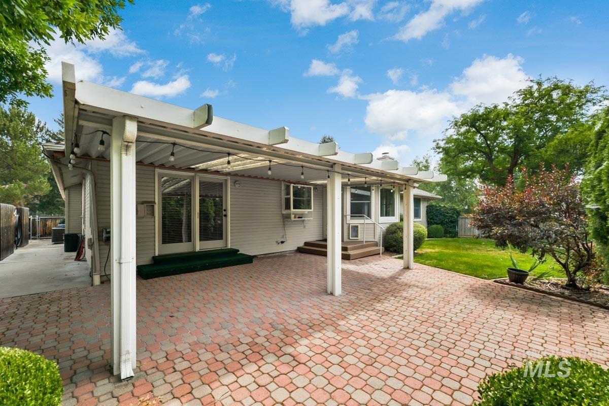 3605 S Crosspoint Avenue Property Photo 29