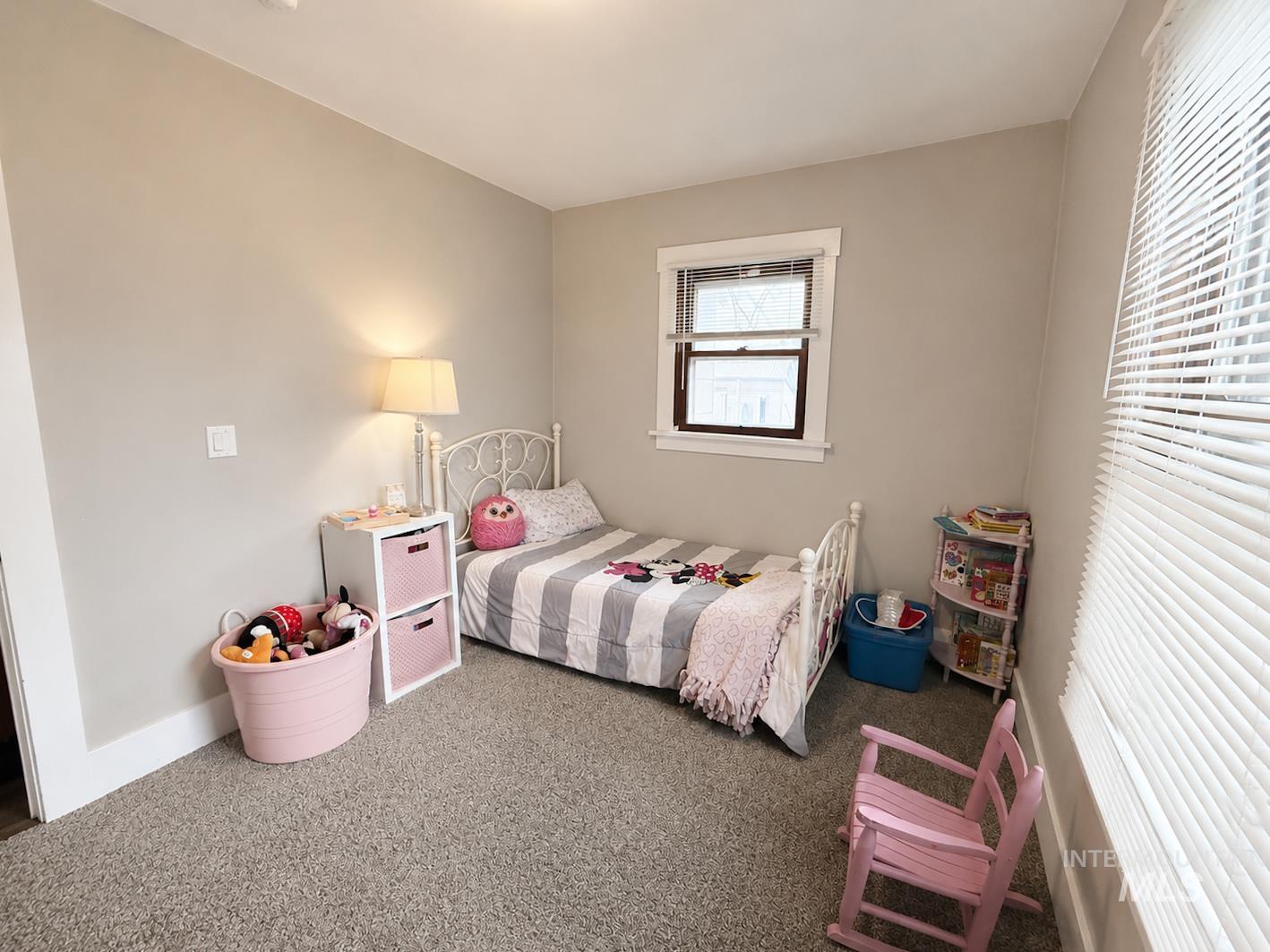 1015 E Street Property Photo 19