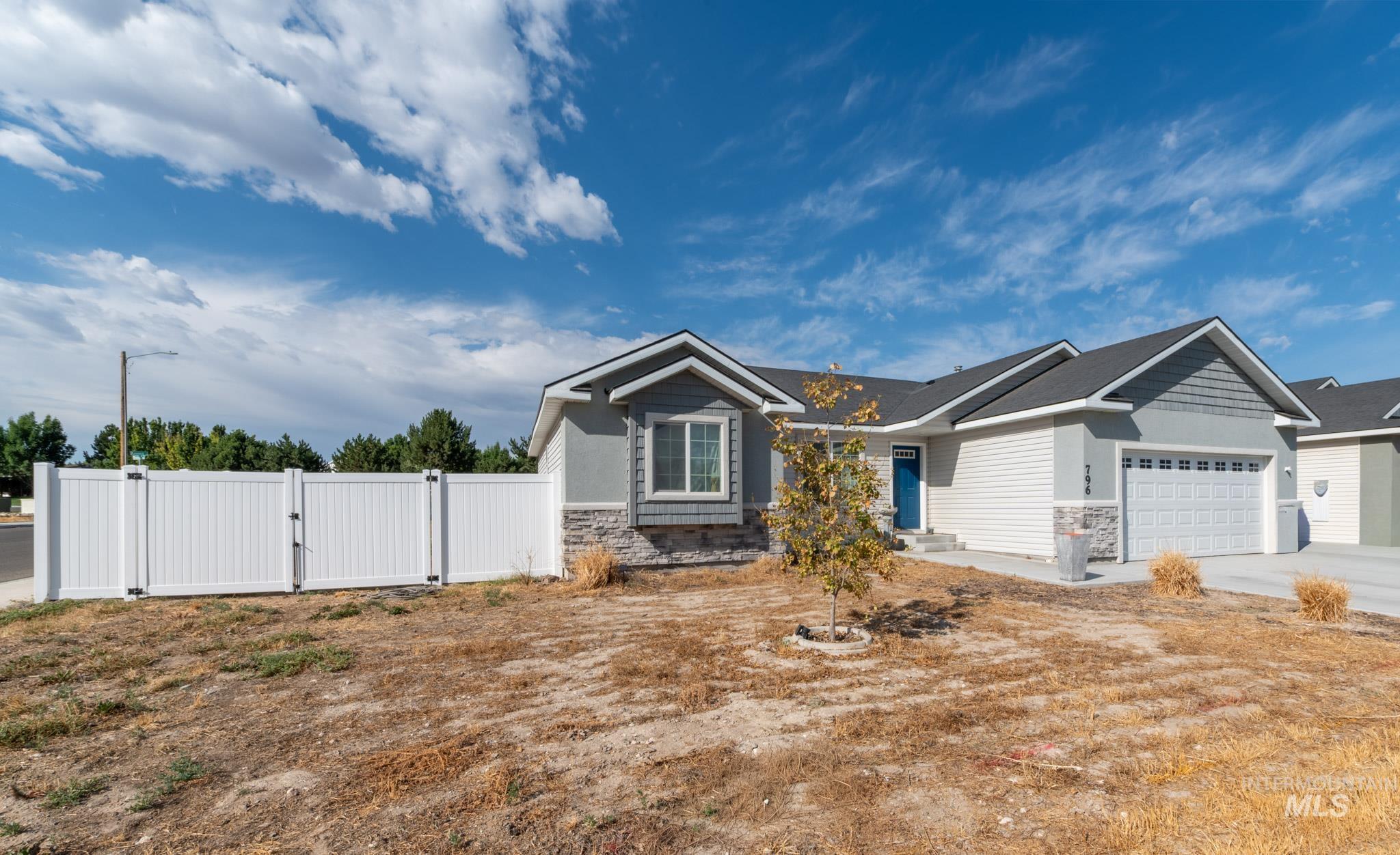 796 Cortni Dr Property Photo 17