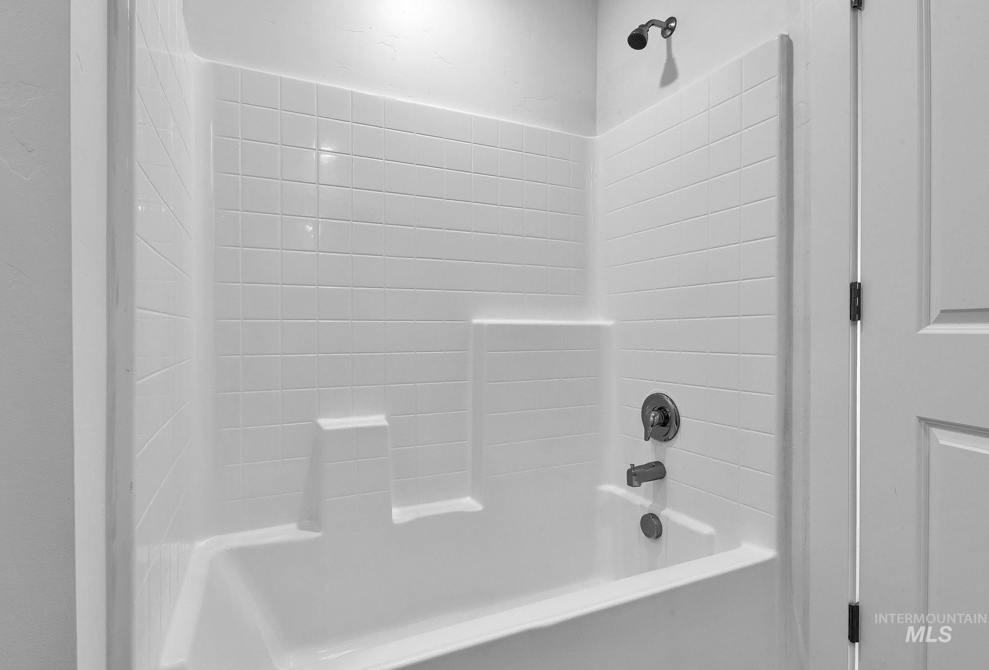 18473 N Feather Top Pl Property Photo 24