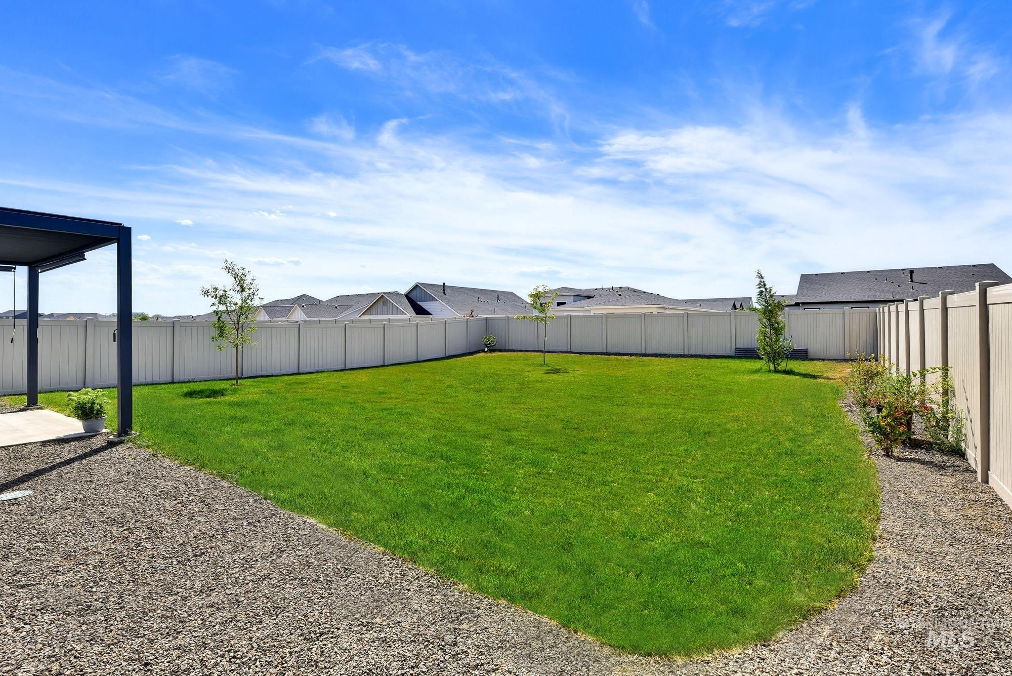 18473 N Feather Top Pl Property Photo 34