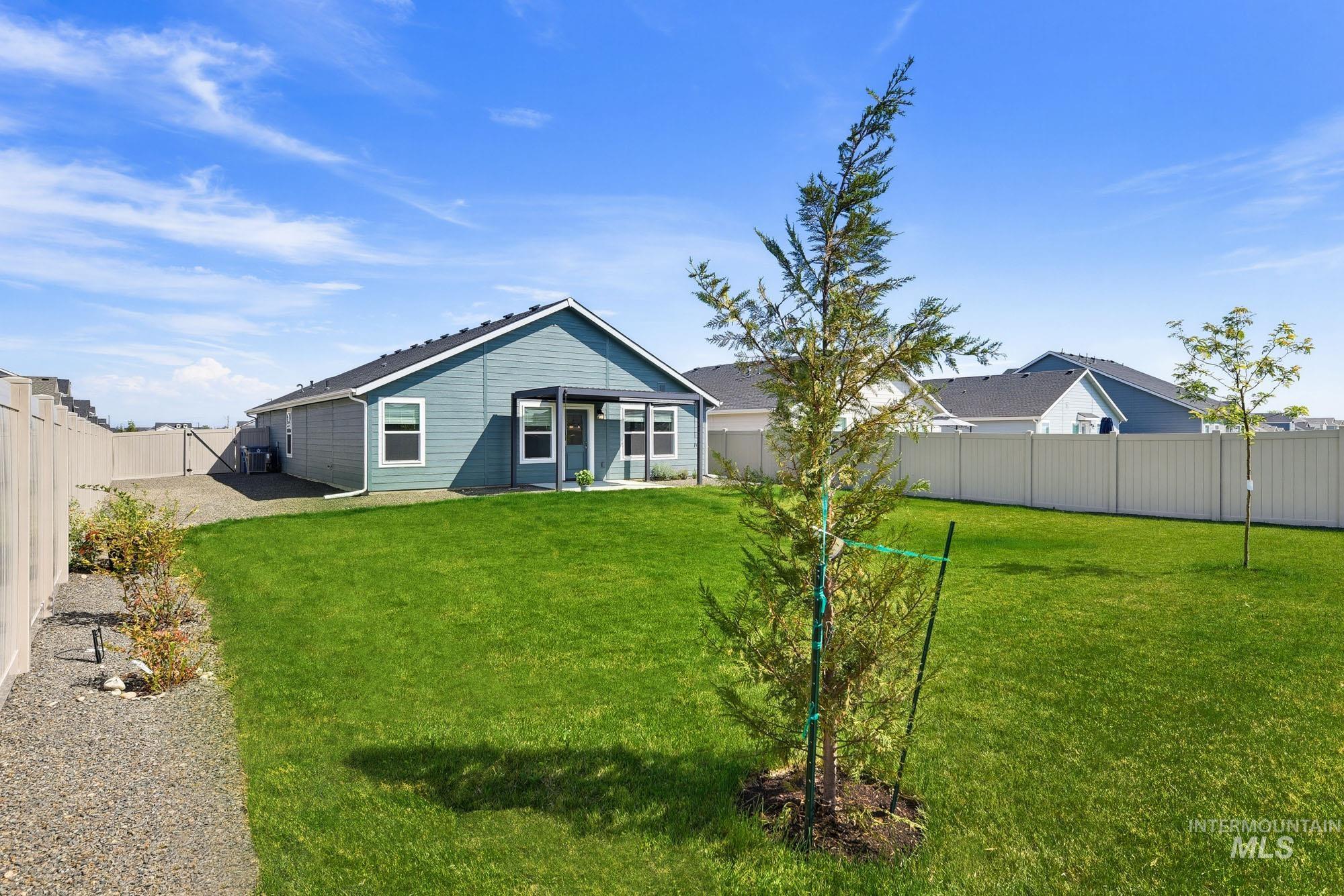 18473 N Feather Top Pl Property Photo 35