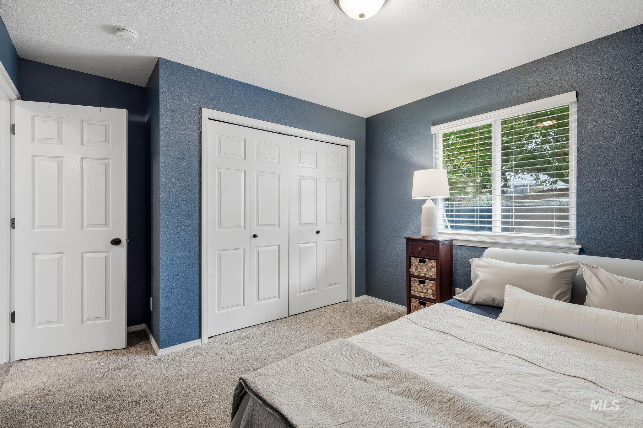 3038 N Thames Ave. Property Photo 25