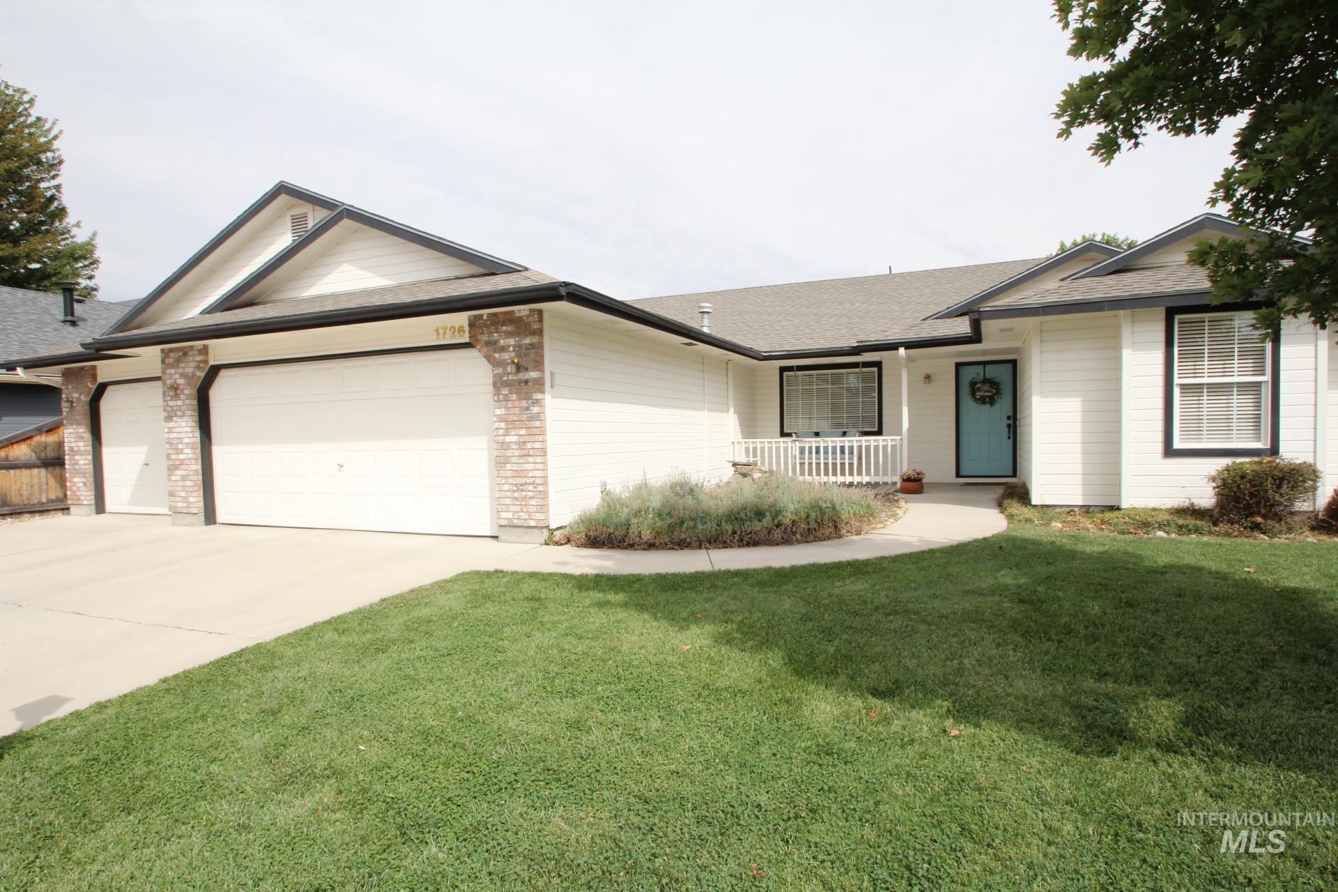 1726 E Kamay Ct. Property Photo 1