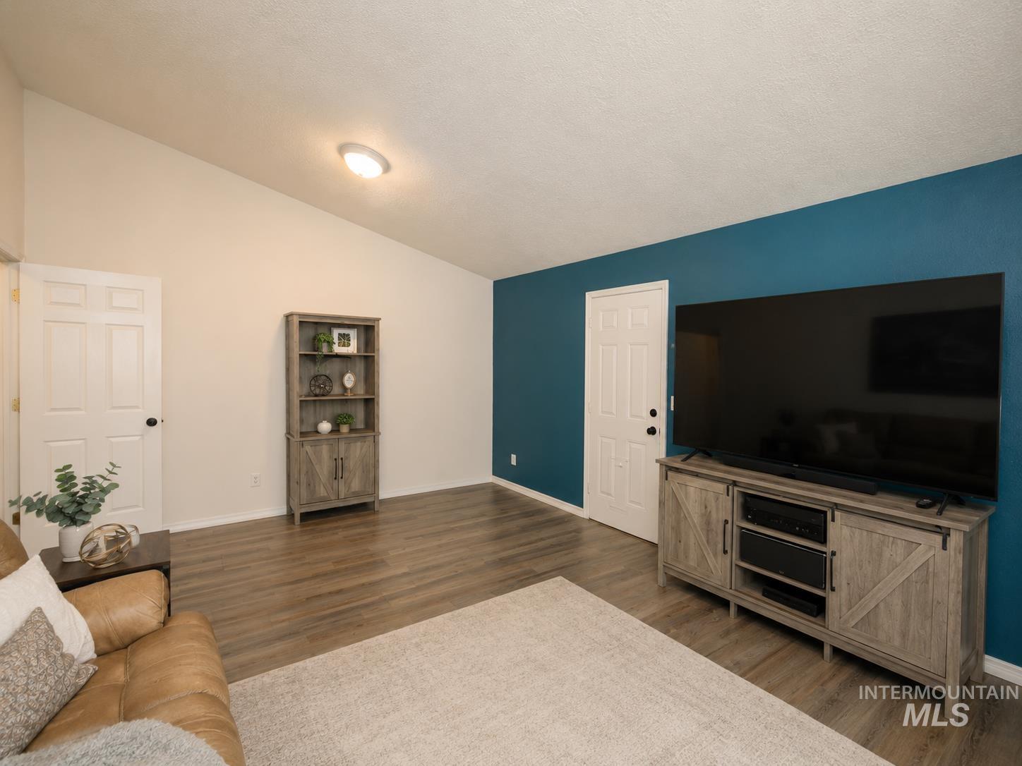 1726 E Kamay Ct. Property Photo 13
