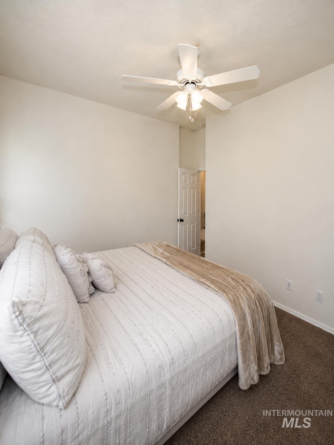 1726 E Kamay Ct. Property Photo 23