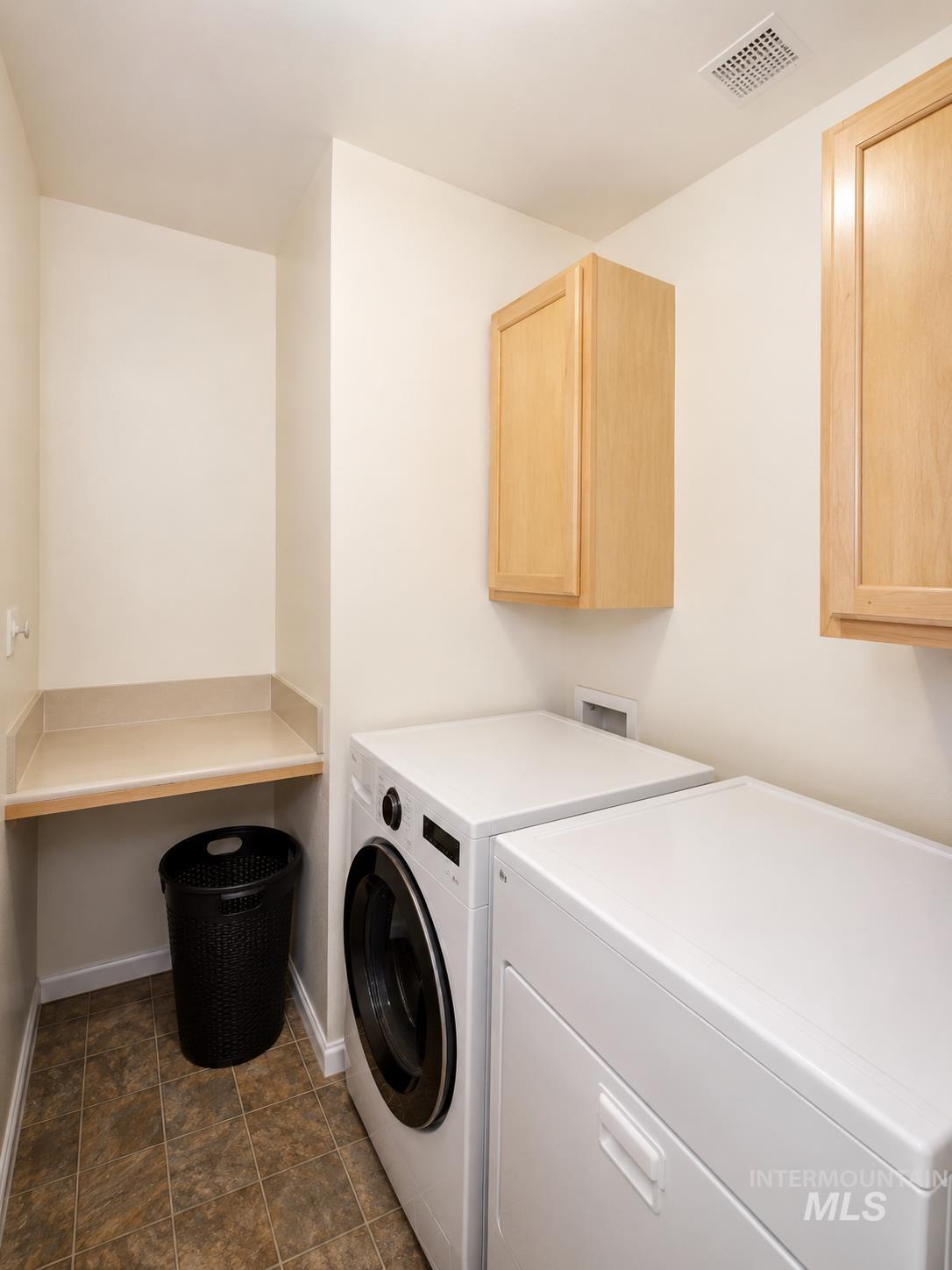 1726 E Kamay Ct. Property Photo 27