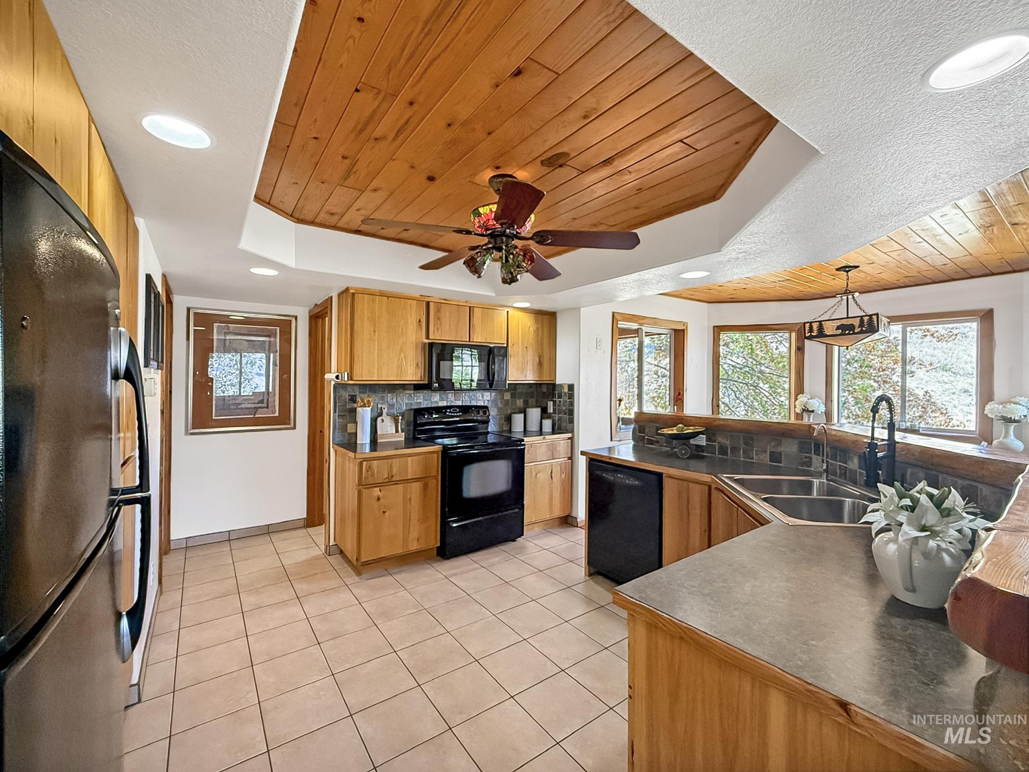 231 Gregory Creek Rd. Property Photo 15