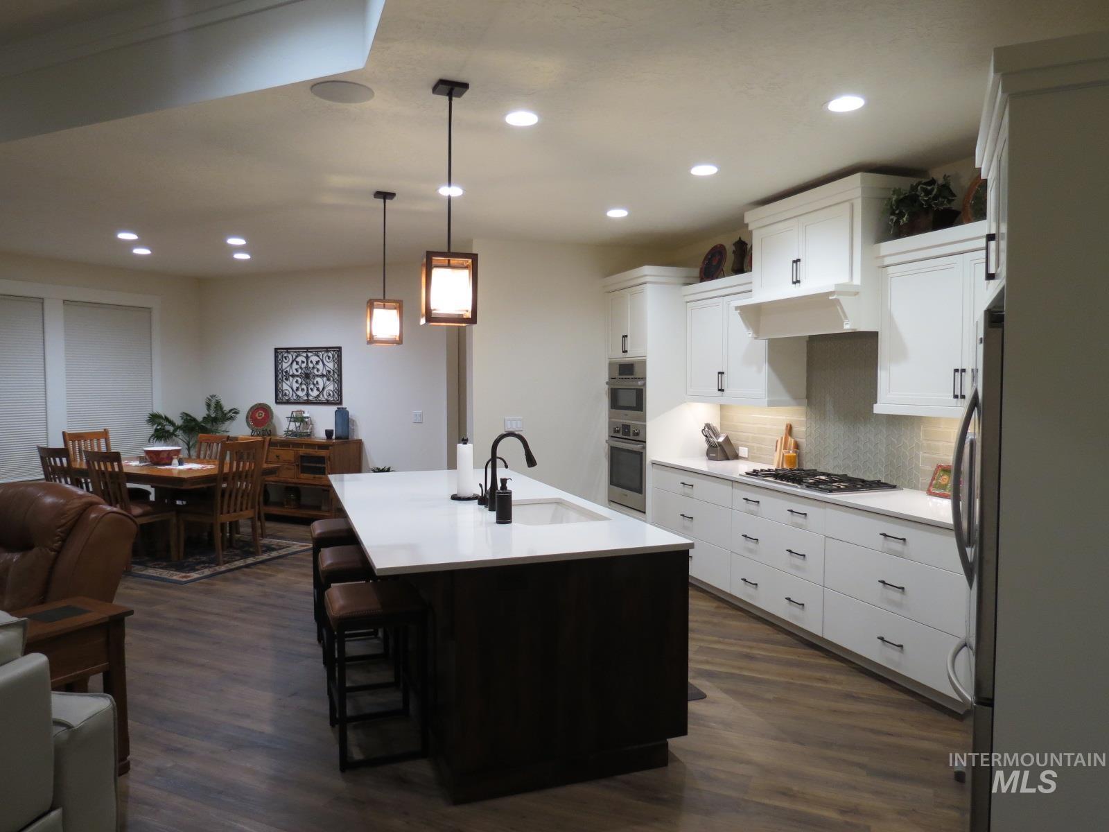 4694 N Bryce Canyon Ave Property Photo 14