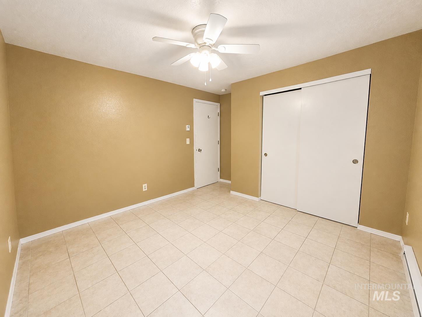 2419 Sugar Cane Drive Property Photo 11