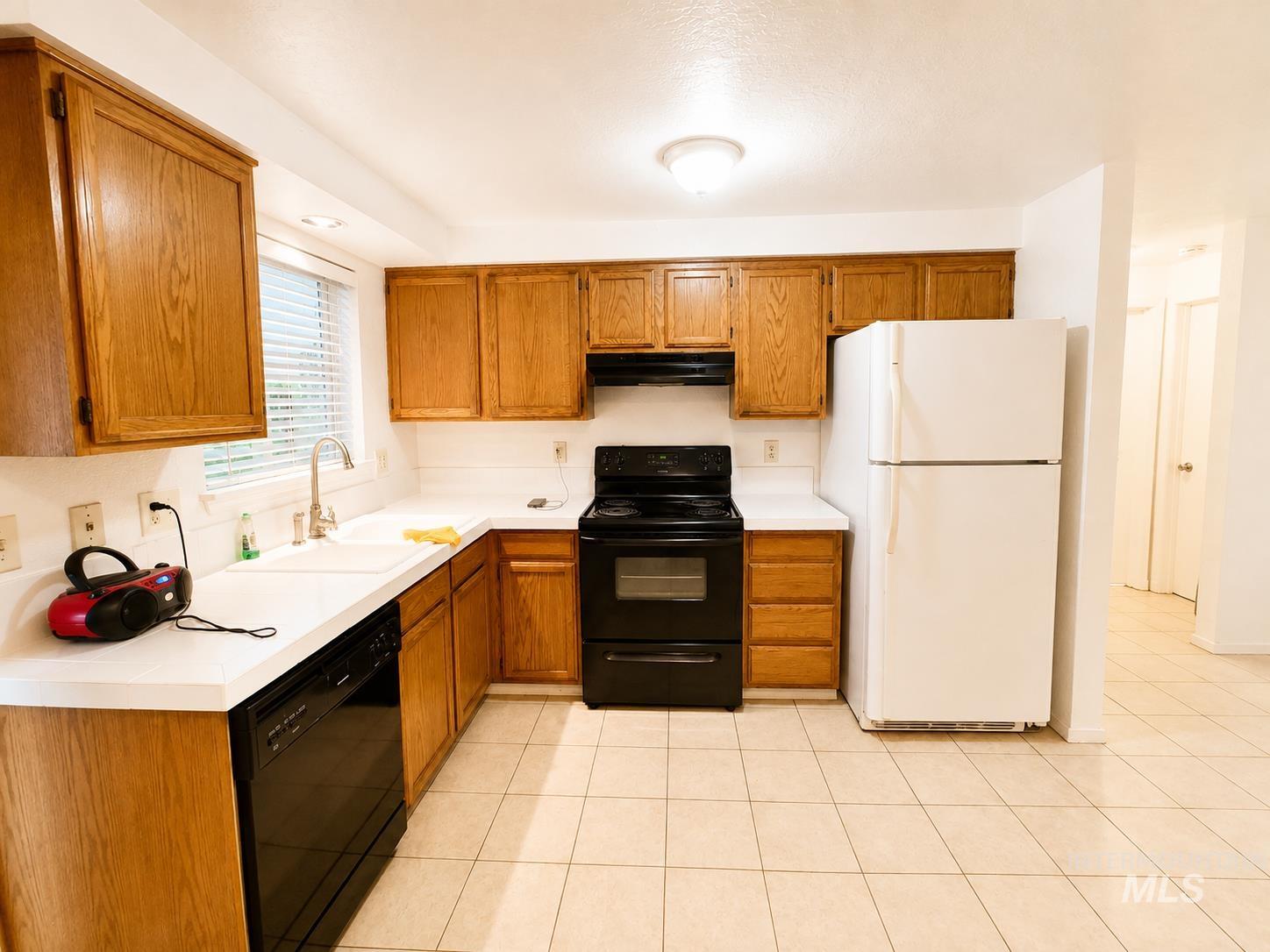 2419 Sugar Cane Drive Property Photo 13