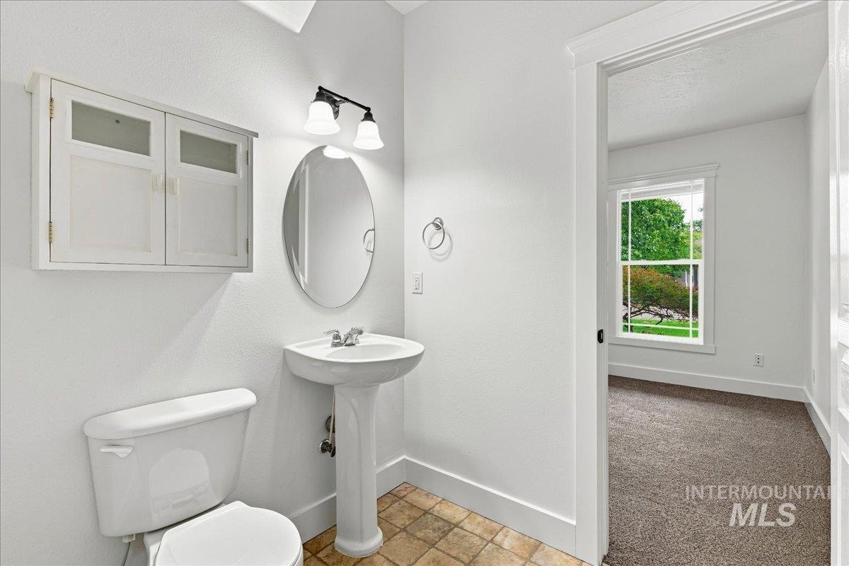 3765 S Naples Property Photo 23