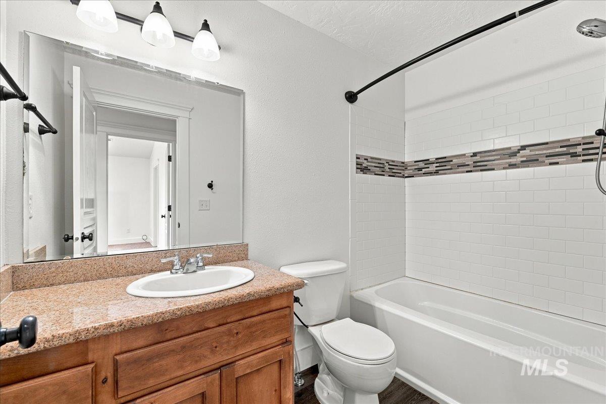 3765 S Naples Property Photo 34