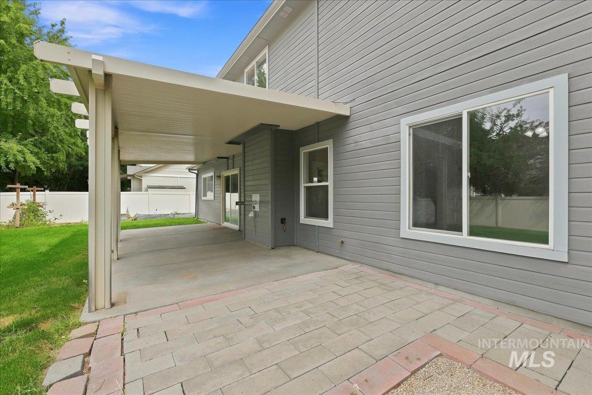 3765 S Naples Property Photo 46